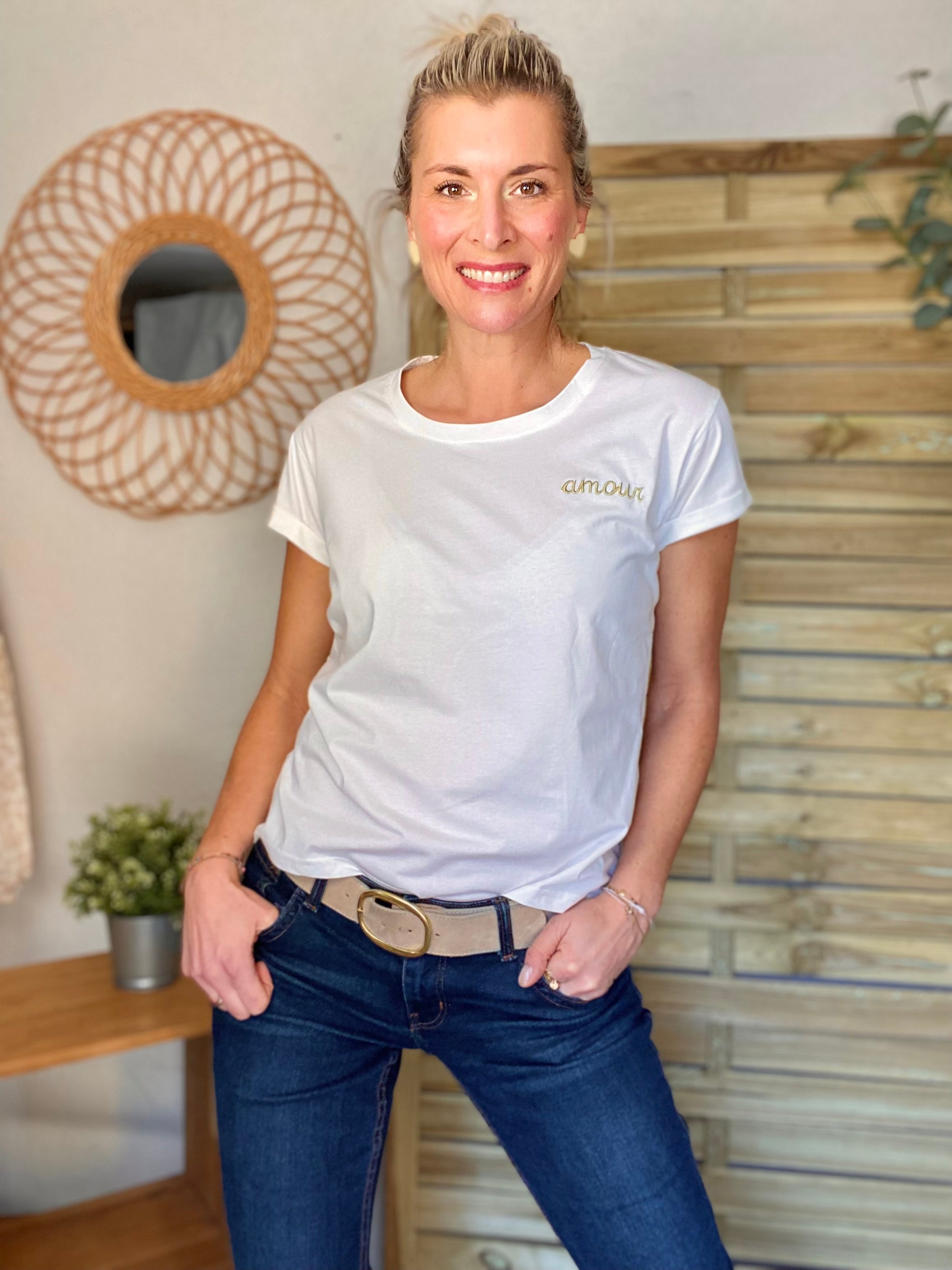 Tee shirt Écru amour brodé doré - MARIA