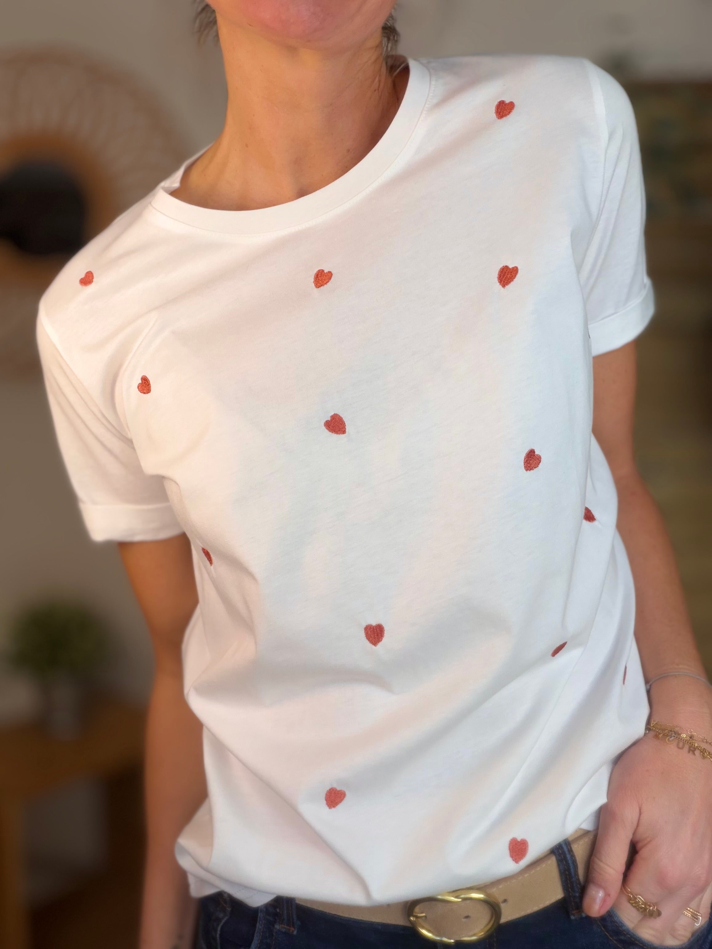 *** IMPERFECTION - Tee shirt cœurs brodés cuivre rosé 🩷 TESSA (Taille L)