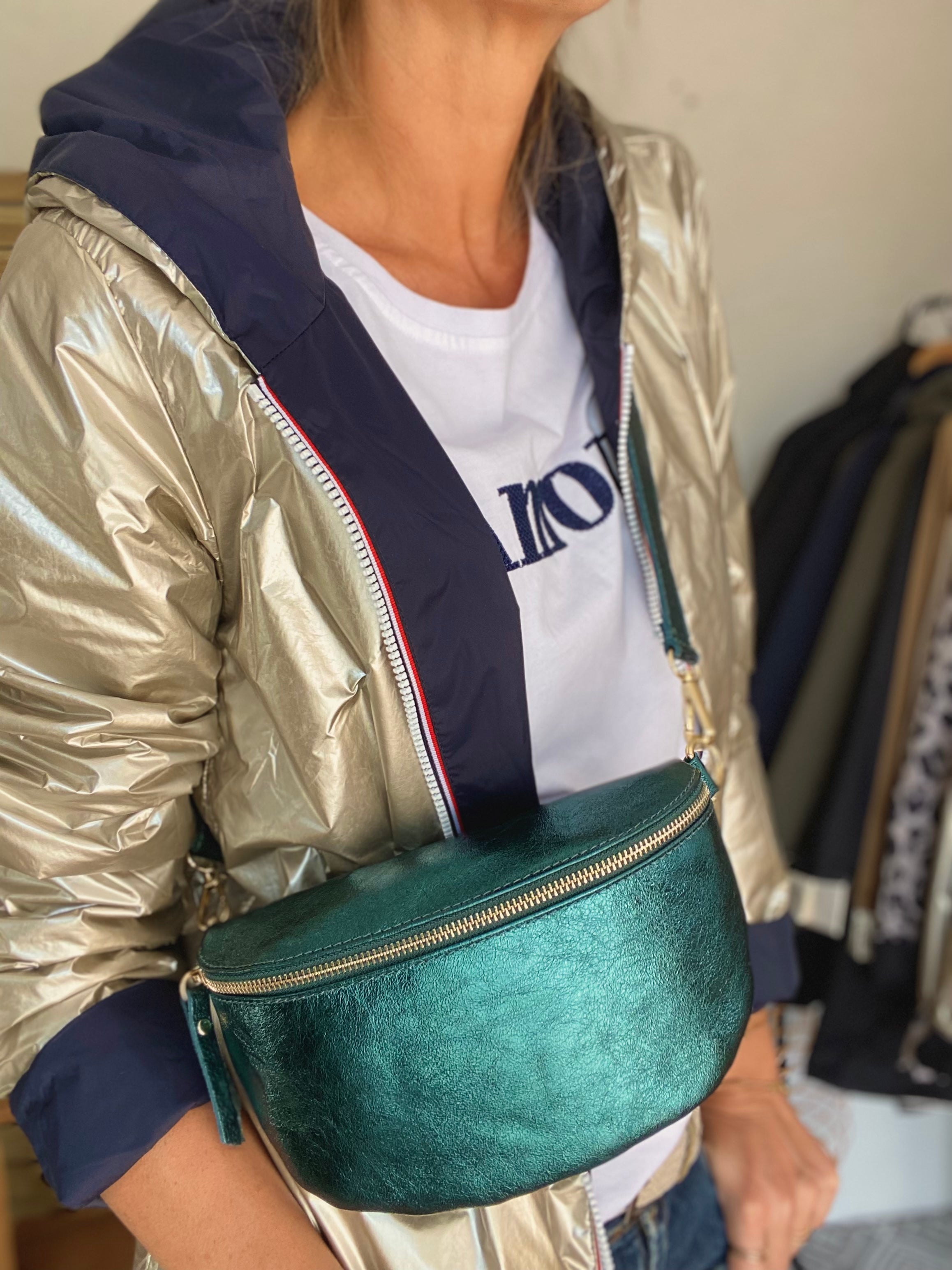 Sac banane M en cuir irisé 24cm ROMY Bleu pétrole(12 coloris)
