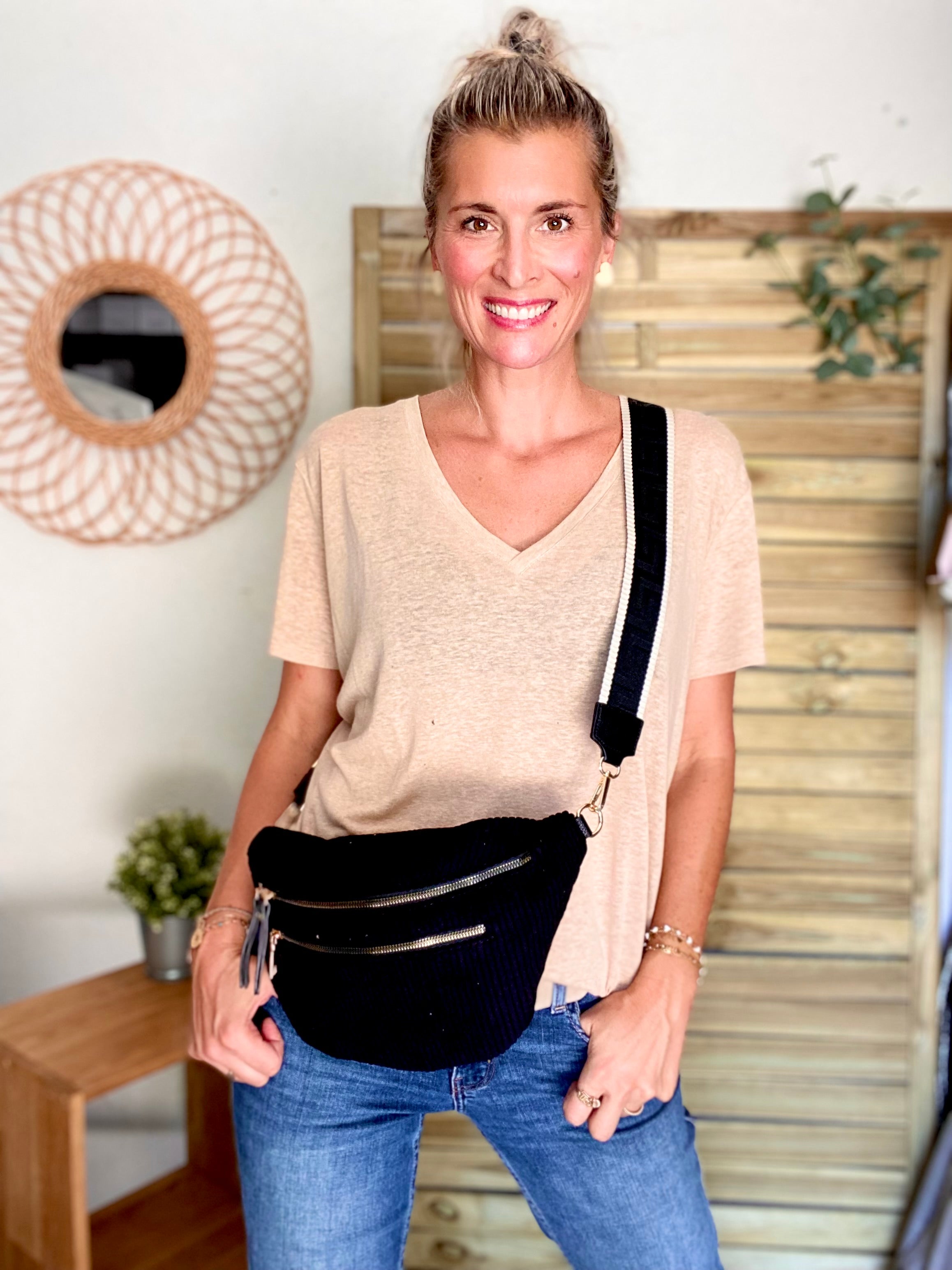 Sac banane XL en velours côtelé 2 zips et sangle fantaisie - WENDY - Noir