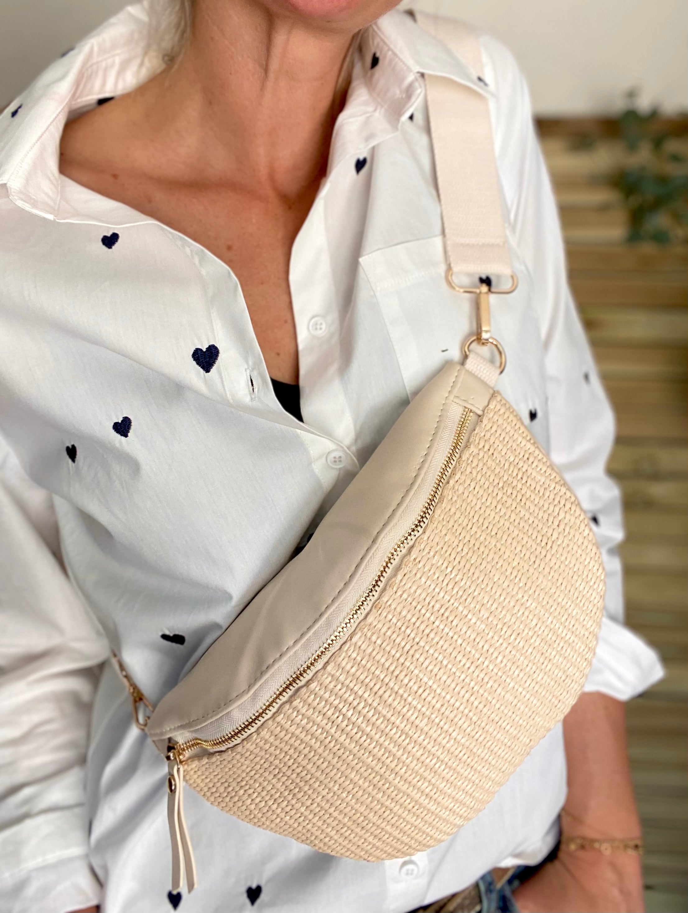 Sac banane bi-matière effet paille - DOLLY Atelier Paname - Beige clair / écru (format L) - FIN DE SÉRIE