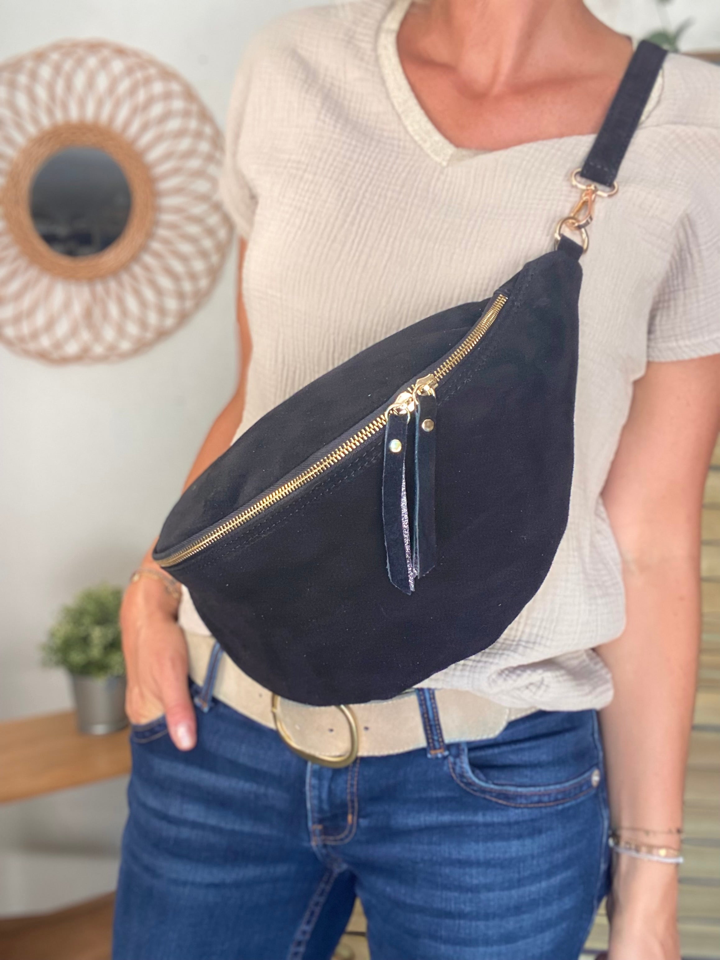 Sac banane XL en croite de cuir - JANE - Noir