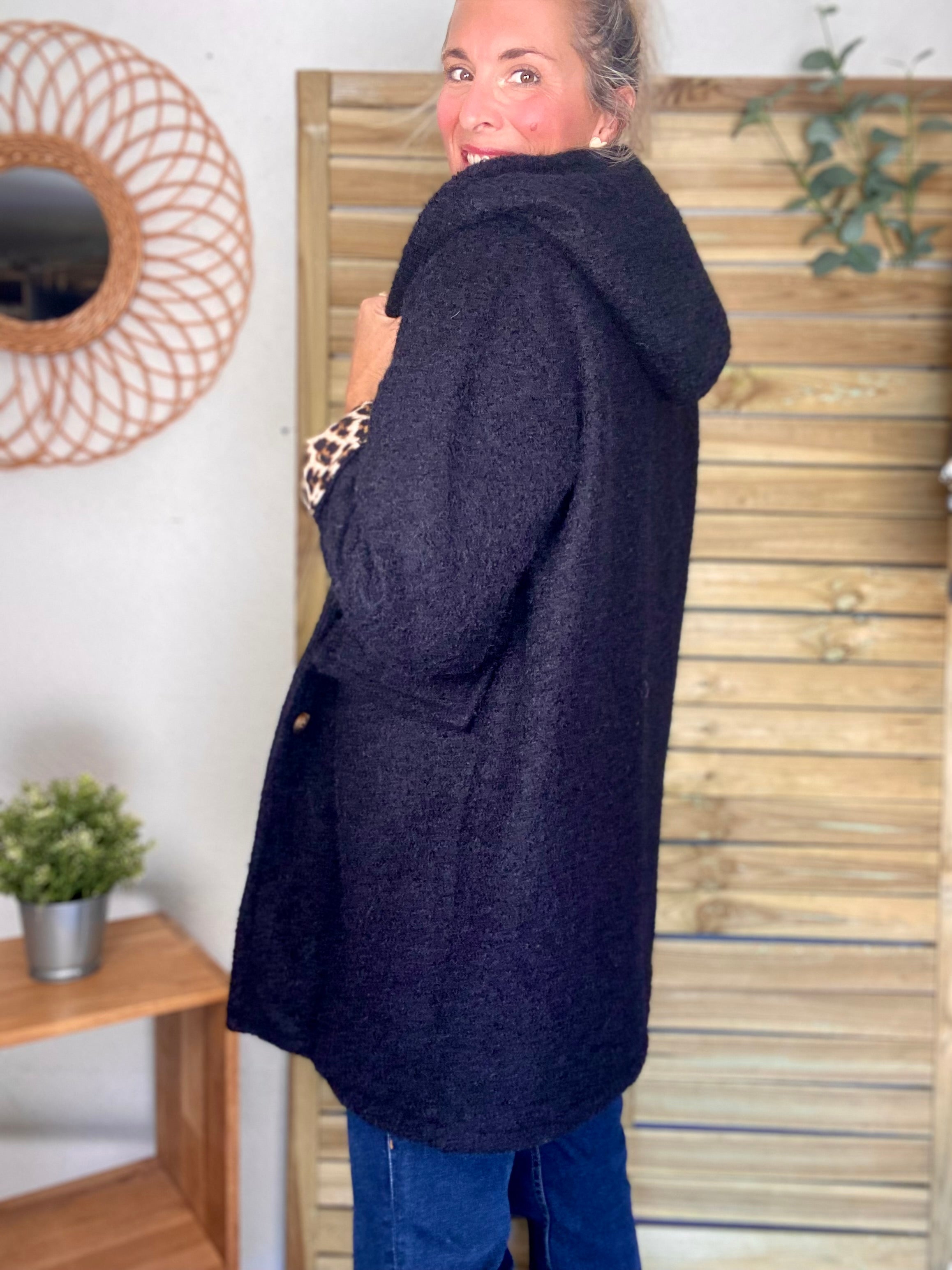 Manteau en laine EUGÉNIE avec détails Léo 🐆 - Noir