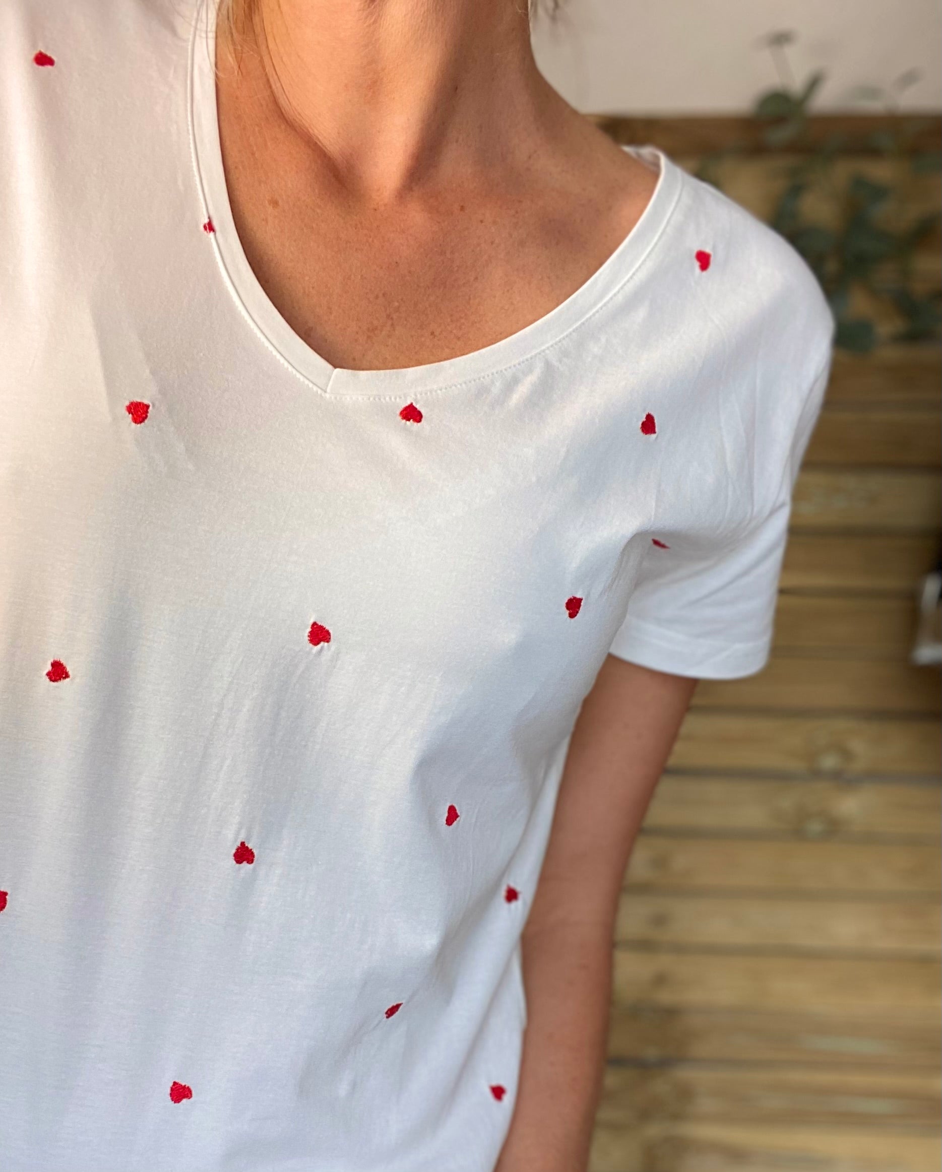 Tee shirt cœurs brodés rouges ❤️ ENORA