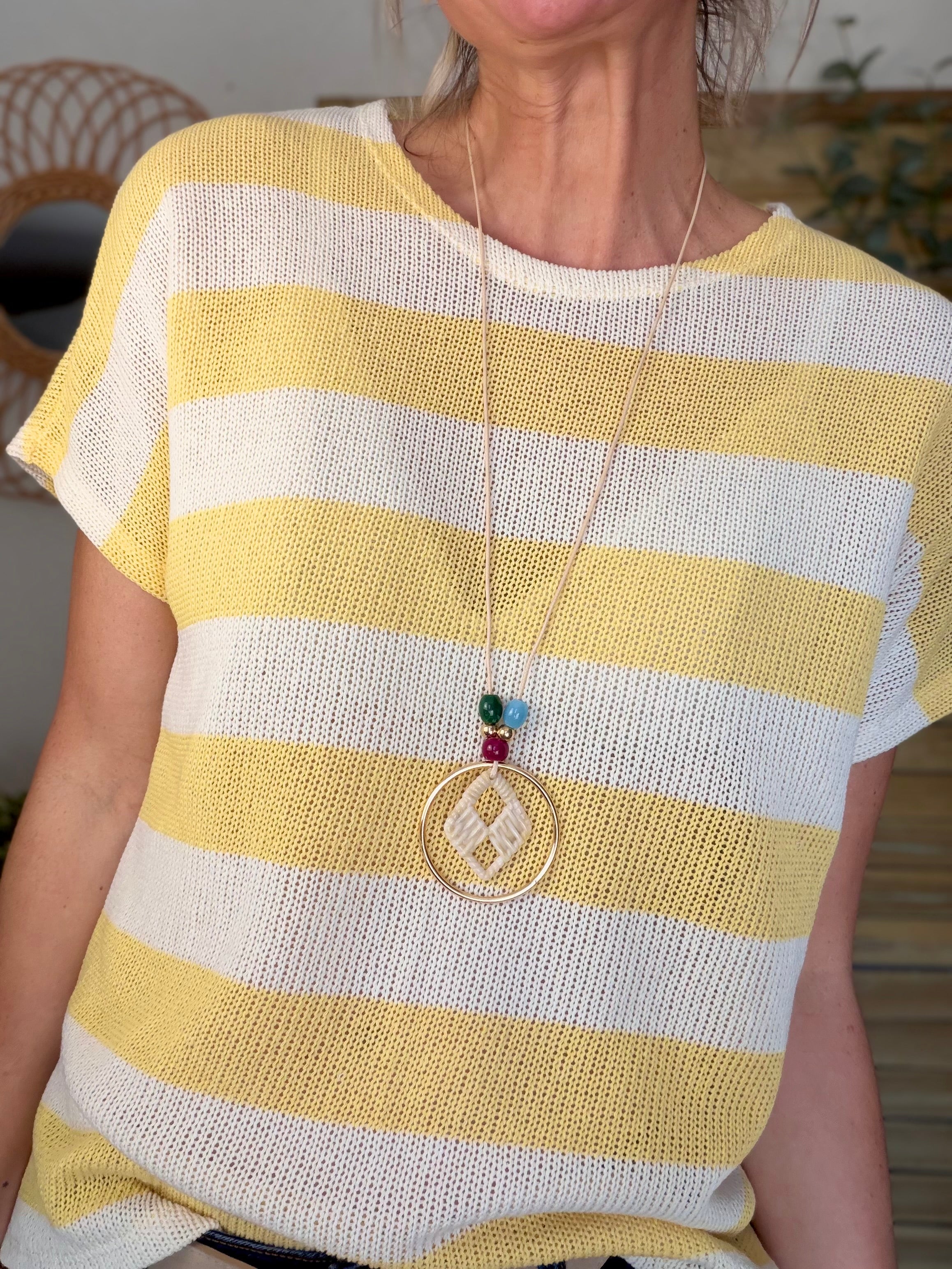 Top en maille rayé oversized KYARA Jaune + collier