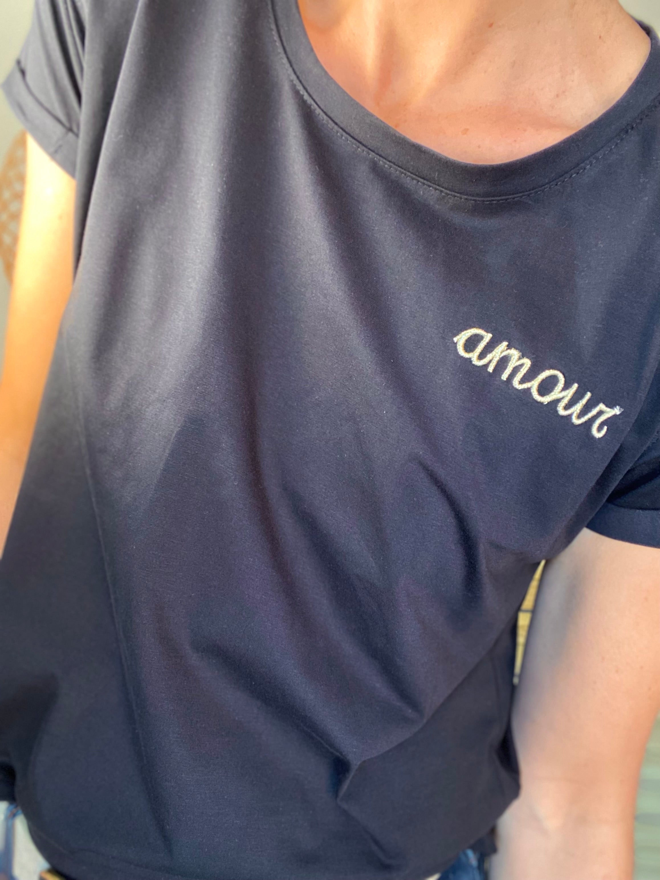Tee shirt Noir amour brodé doré - MARIA