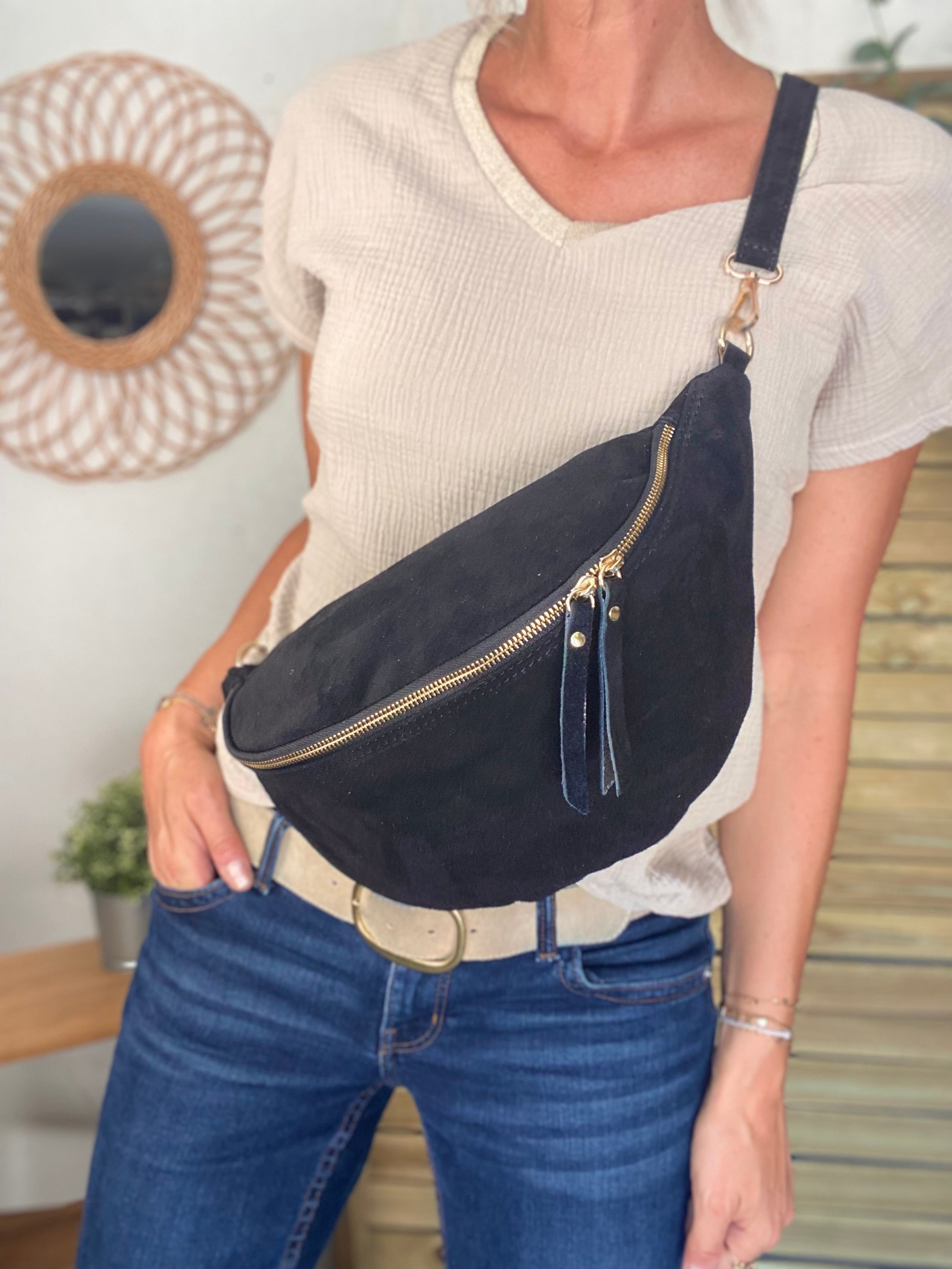 Sac banane XL en croite de cuir - JANE - Noir