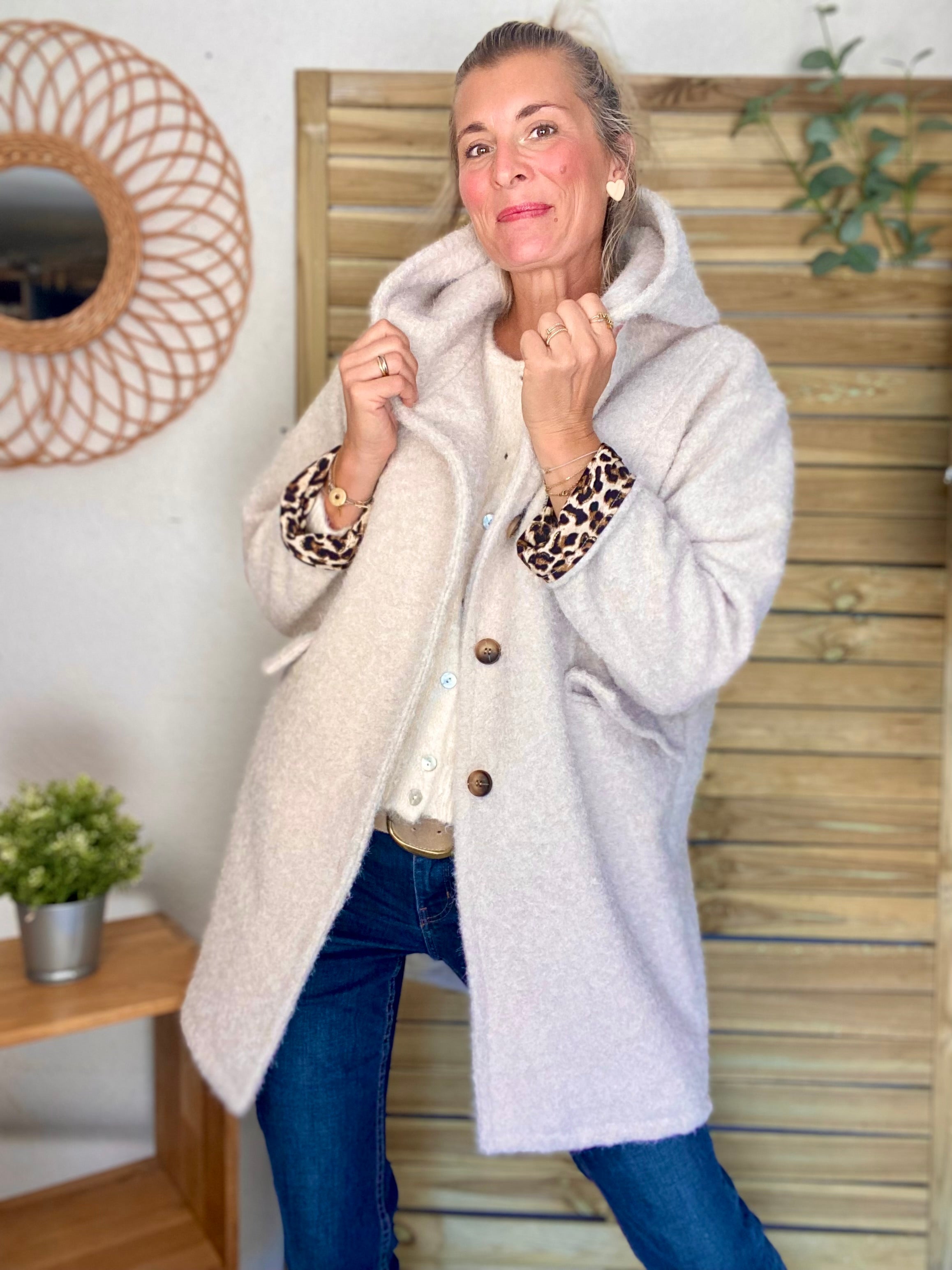 Manteau en laine EUGÉNIE avec détails Léo 🐆 - Crème