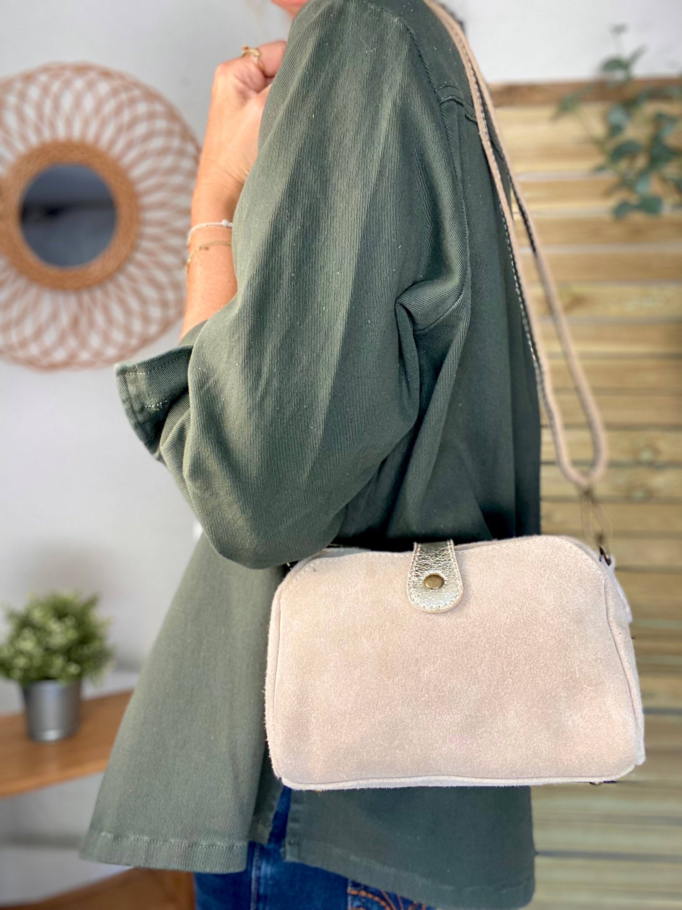 Sac bandoulière en cuir EZRA - Beige/Doré