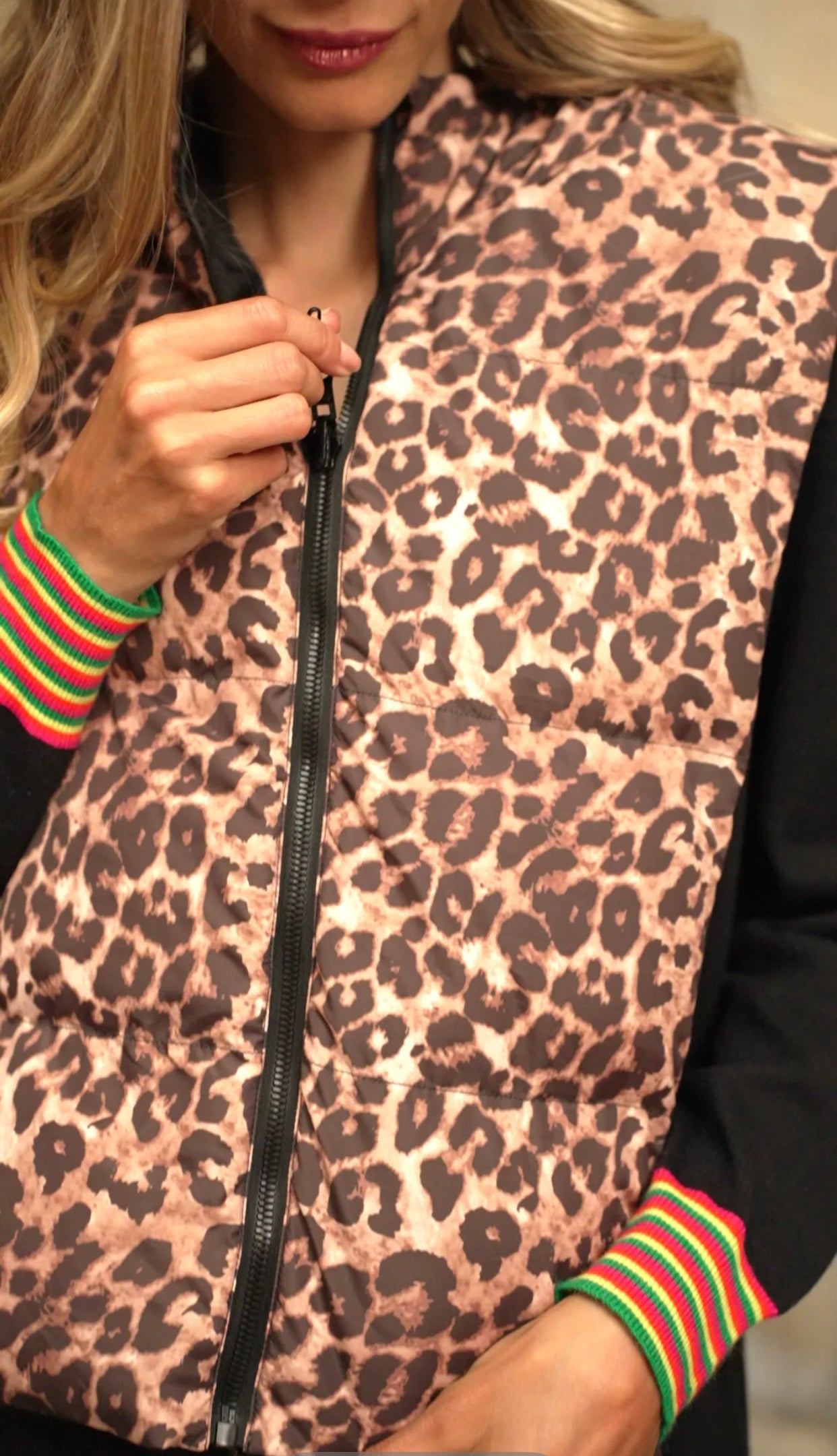 Col capuche amovible réversible ZACK - Noir / Léo 🐆