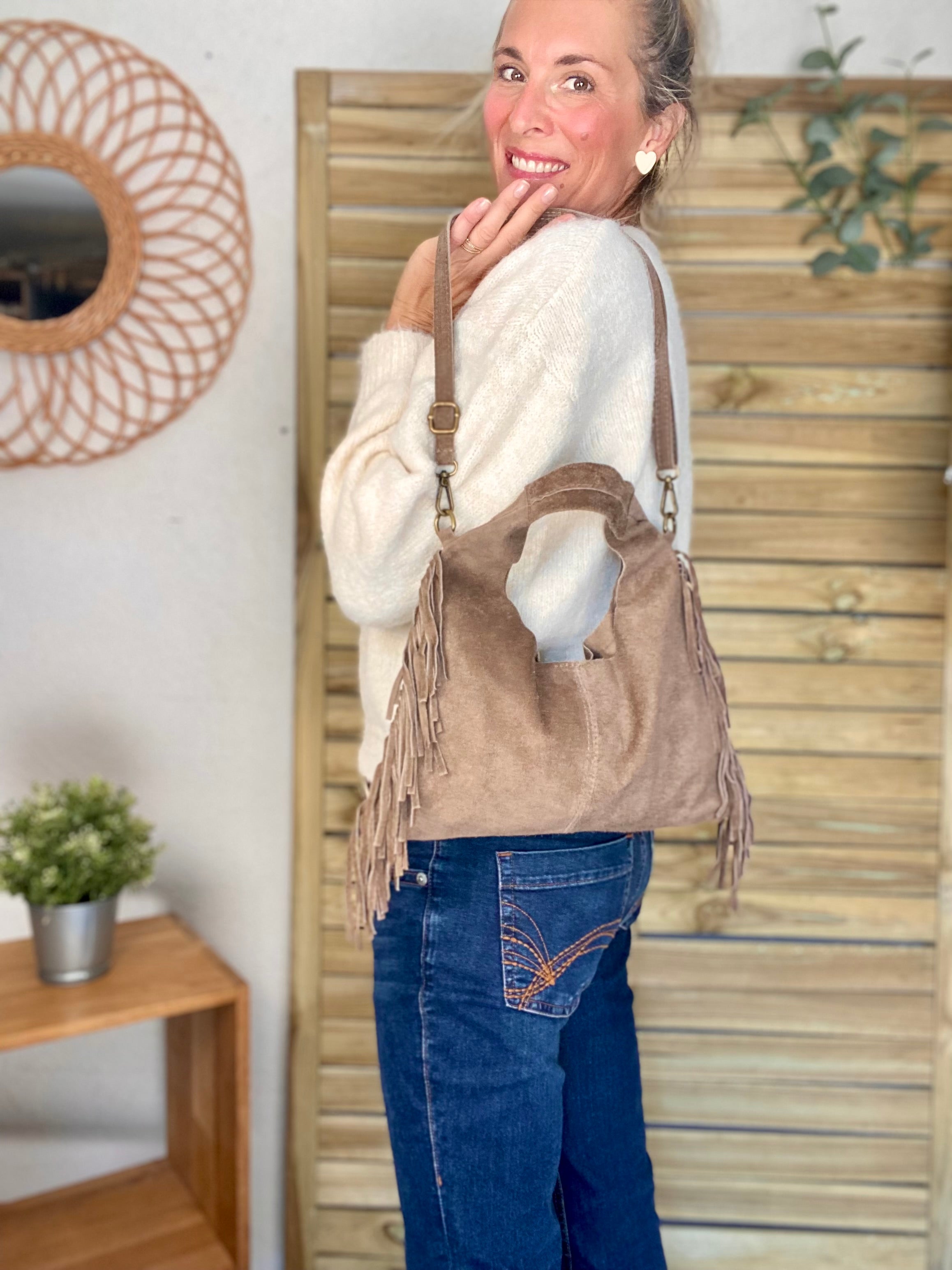 Sac en cuir daim avec franges AARON - Beige taupe