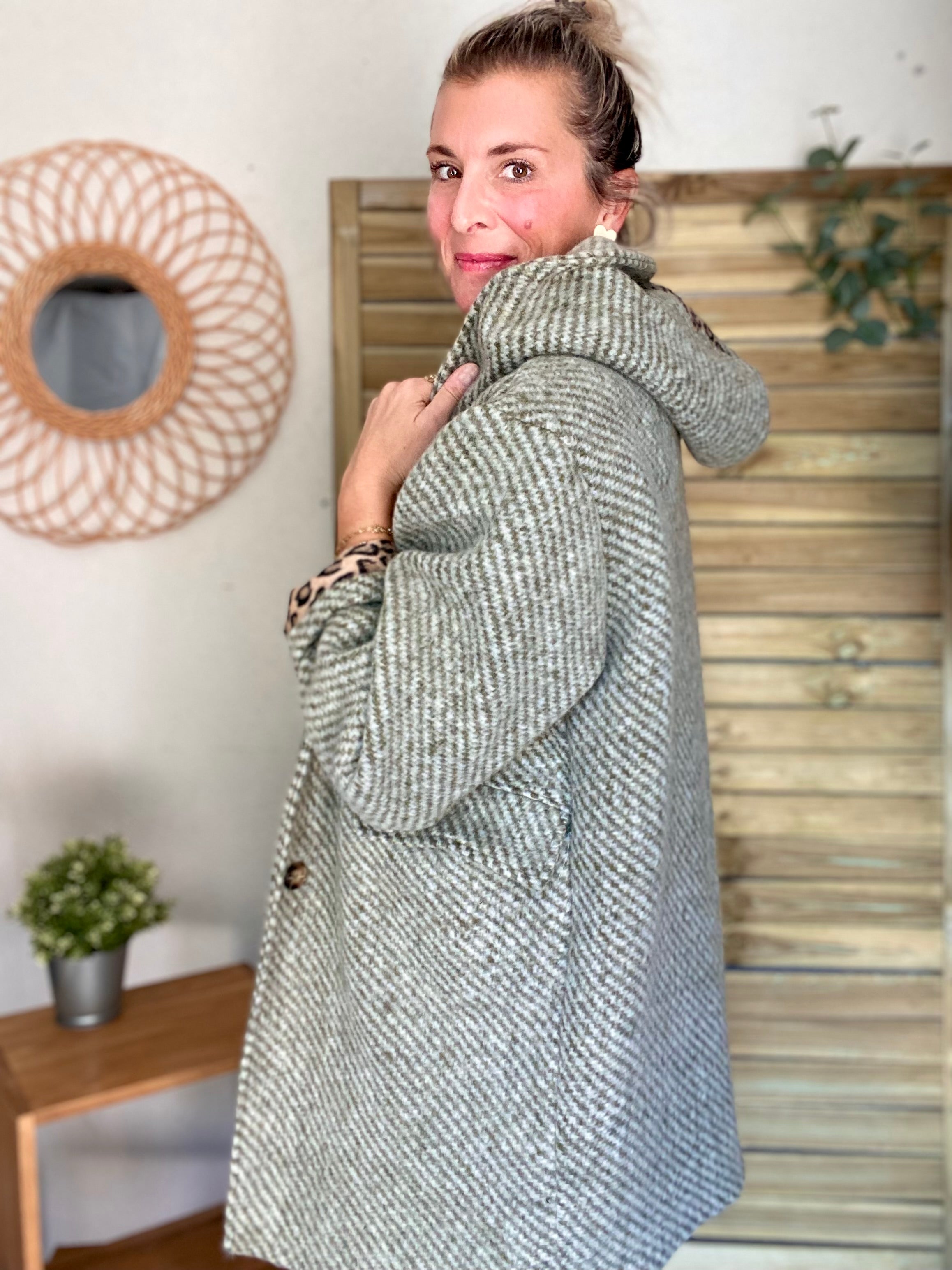 Manteau laine AGATHE avec détails Léo (étoile capuche) - Kaki - FIN DE SÉRIE