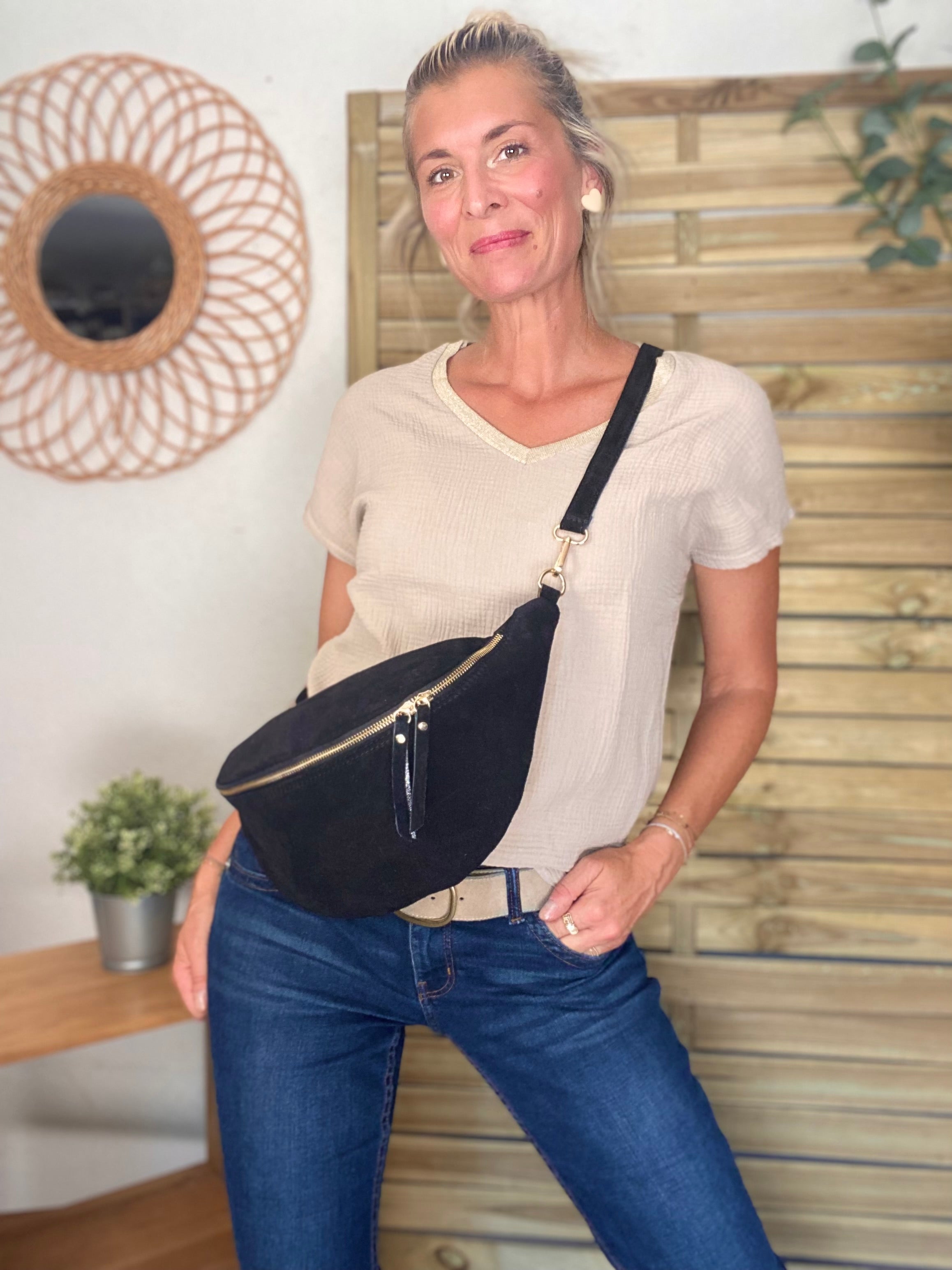Sac banane XL en croite de cuir - JANE - Noir
