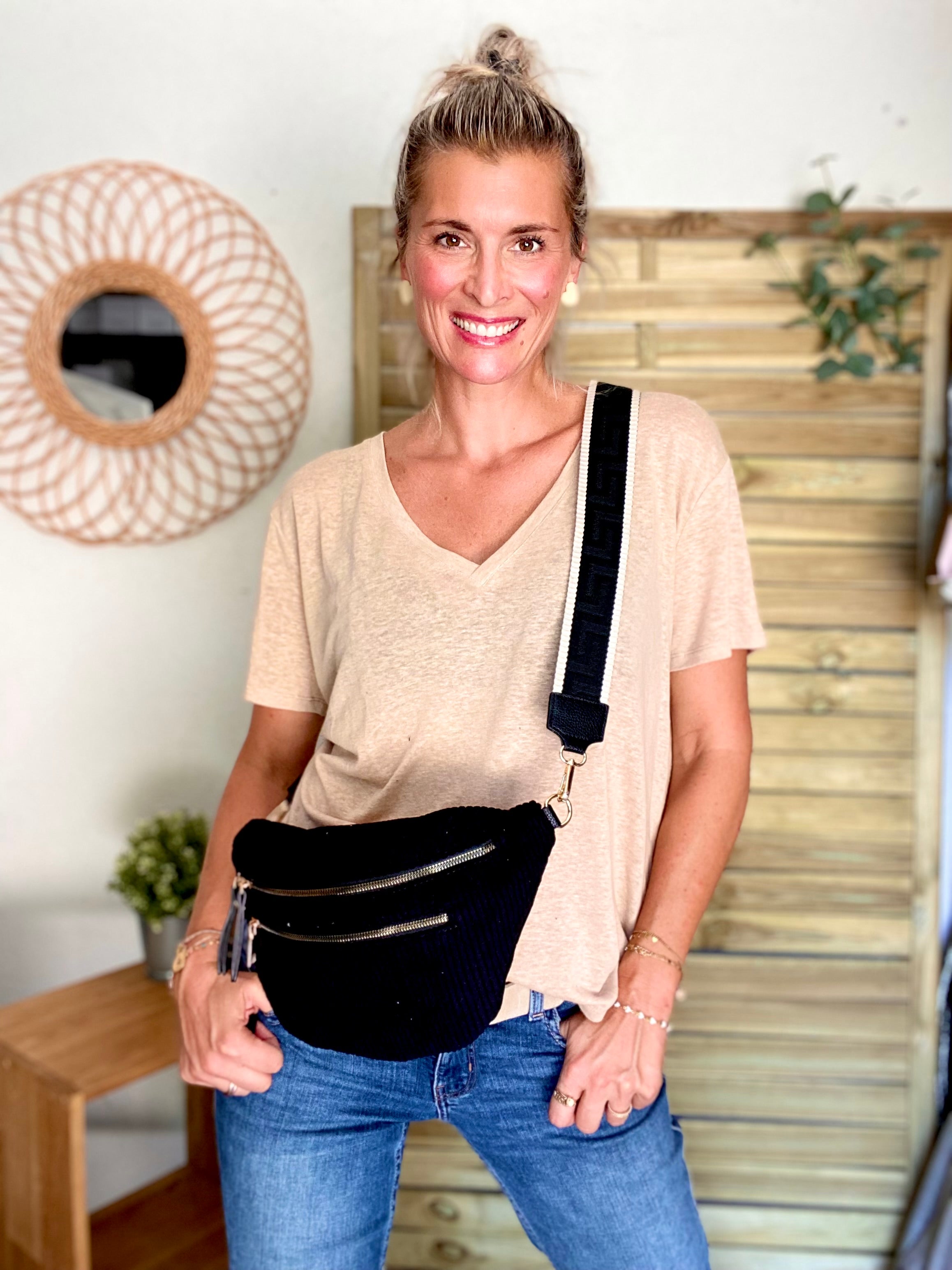 Sac banane XL en velours côtelé 2 zips et sangle fantaisie - WENDY - Noir