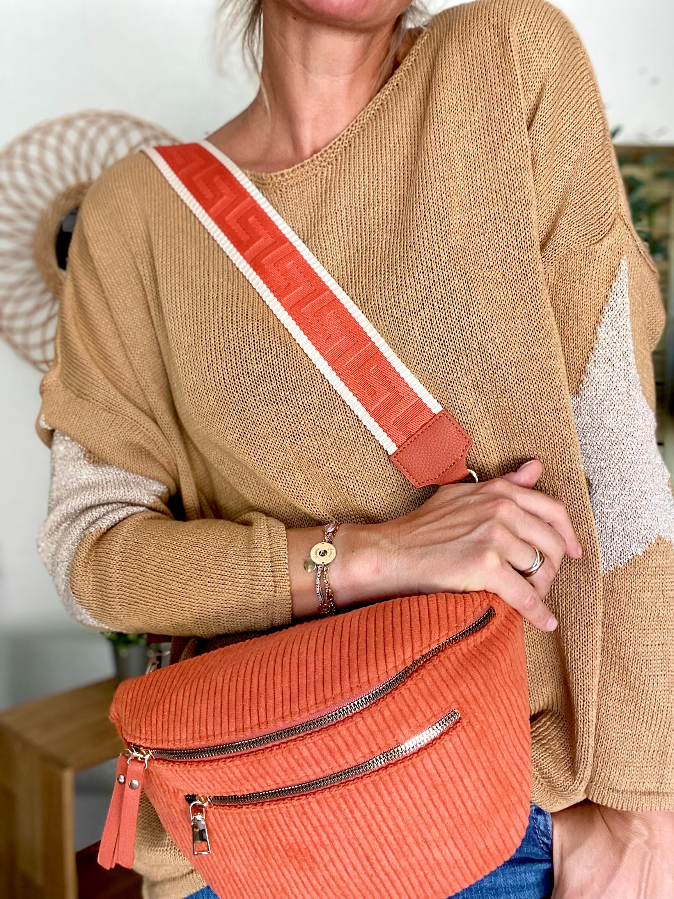 Sac banane XL en velours côtelé 2 zips et sangle fantaisie - WENDY - Brique