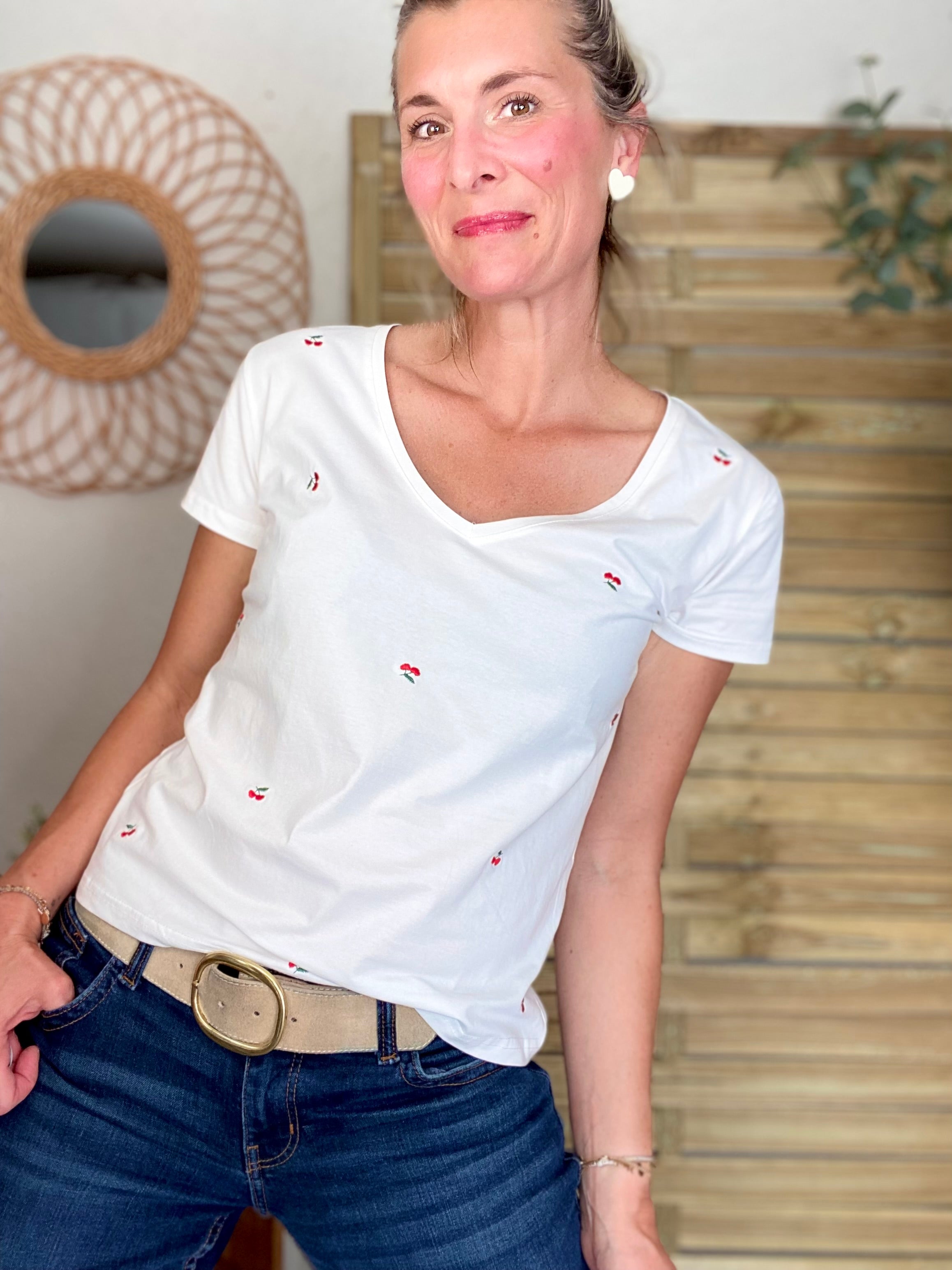 Tee shirt cerises brodés 🍒 ENORA