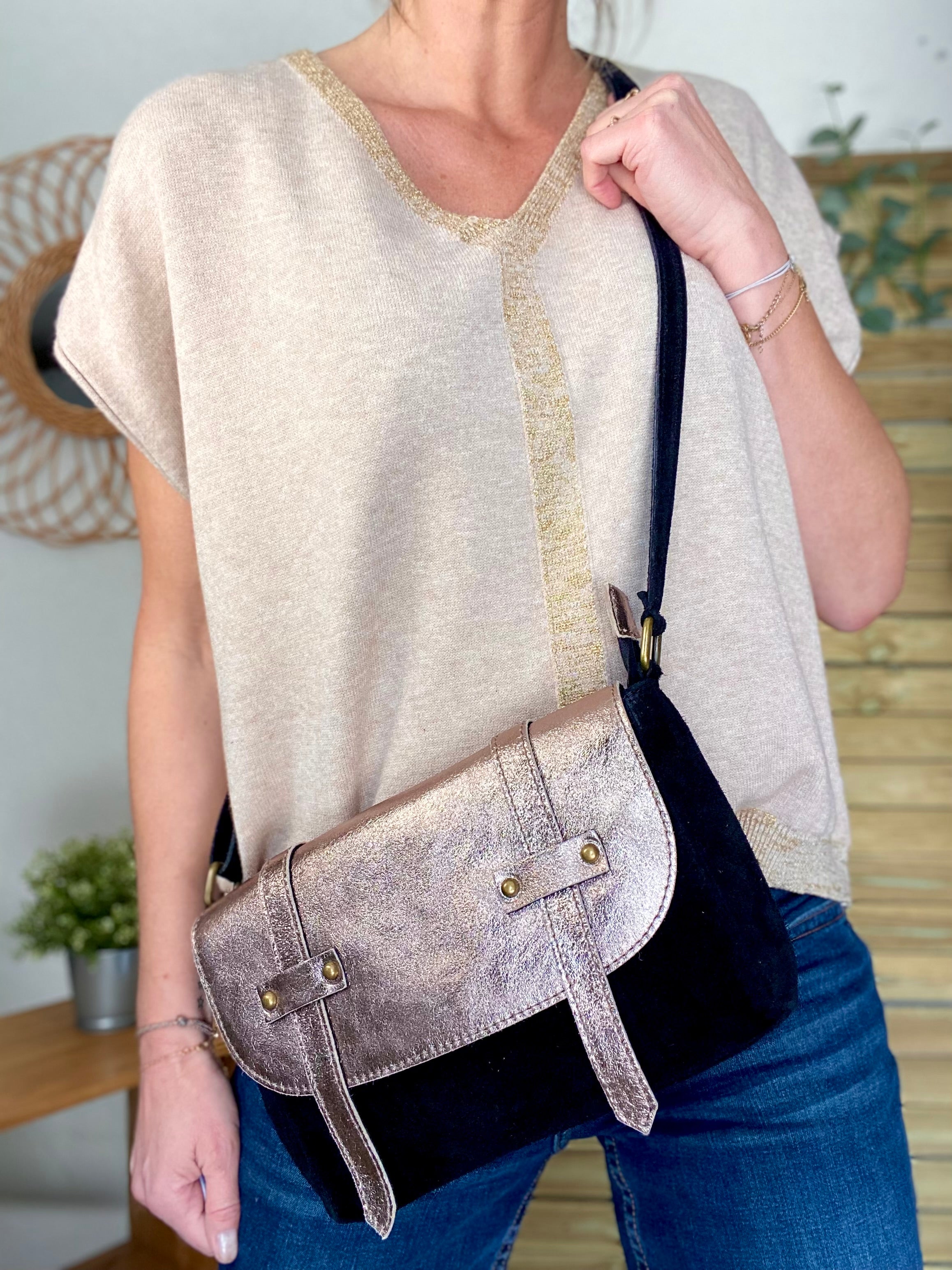 Sac bandoulière en cuir daim et irisé ESMÉE - Noir Bronze