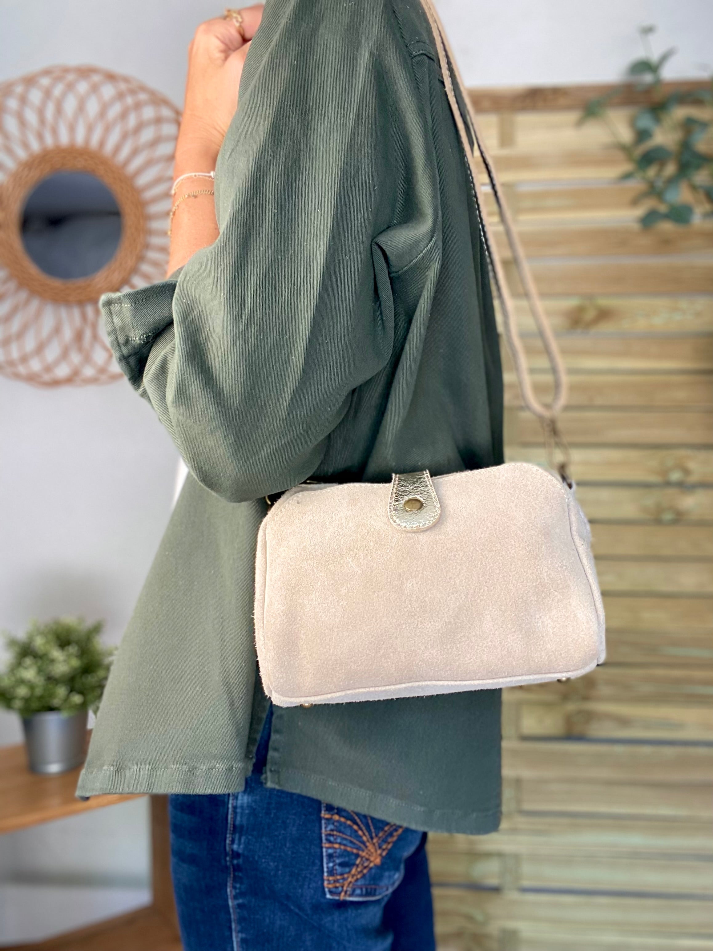 Sac bandoulière en cuir EZRA - Beige/Doré
