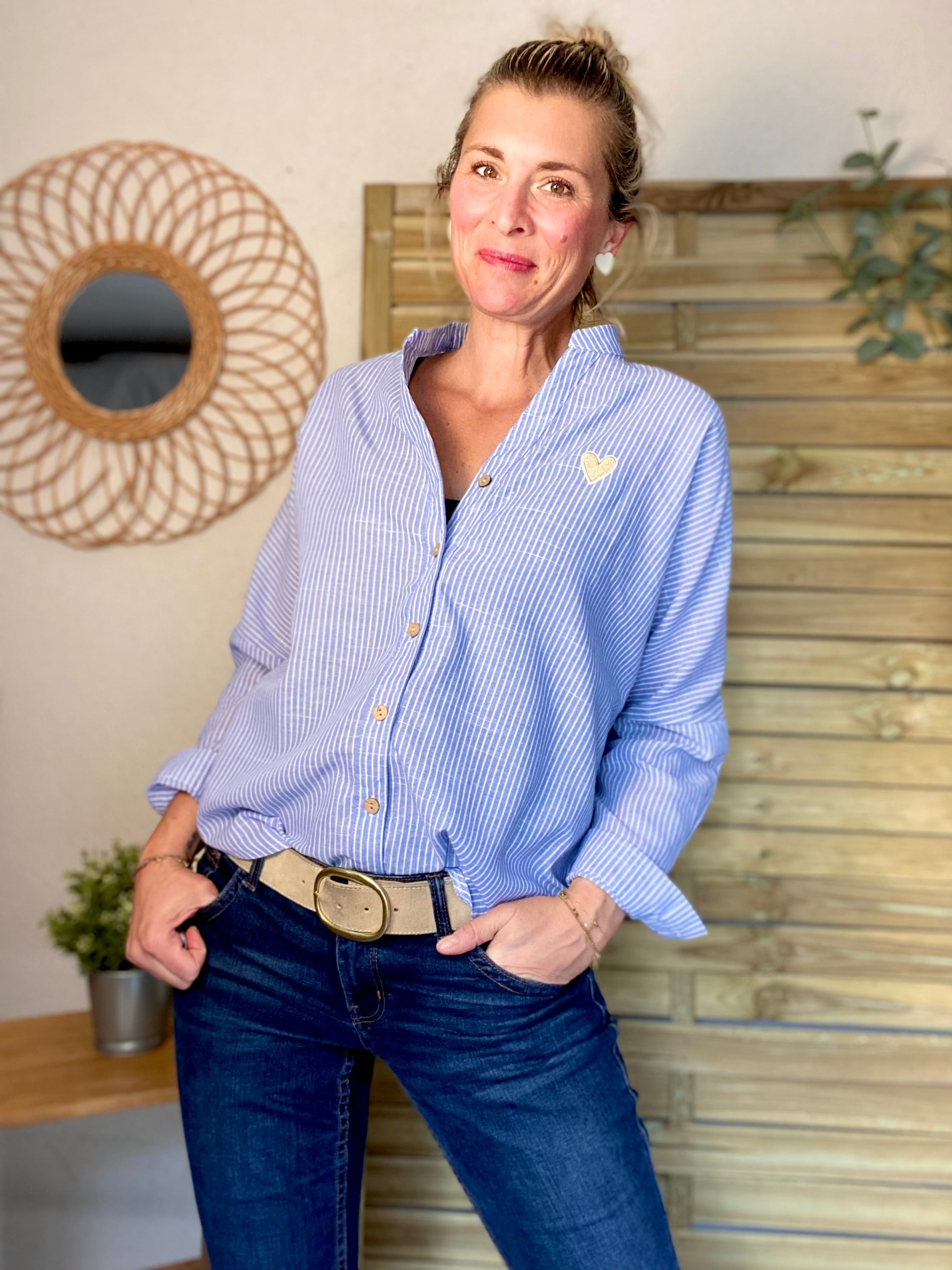 Chemise à rayures bleues (avec ou sans coeur💛)- MARGOT