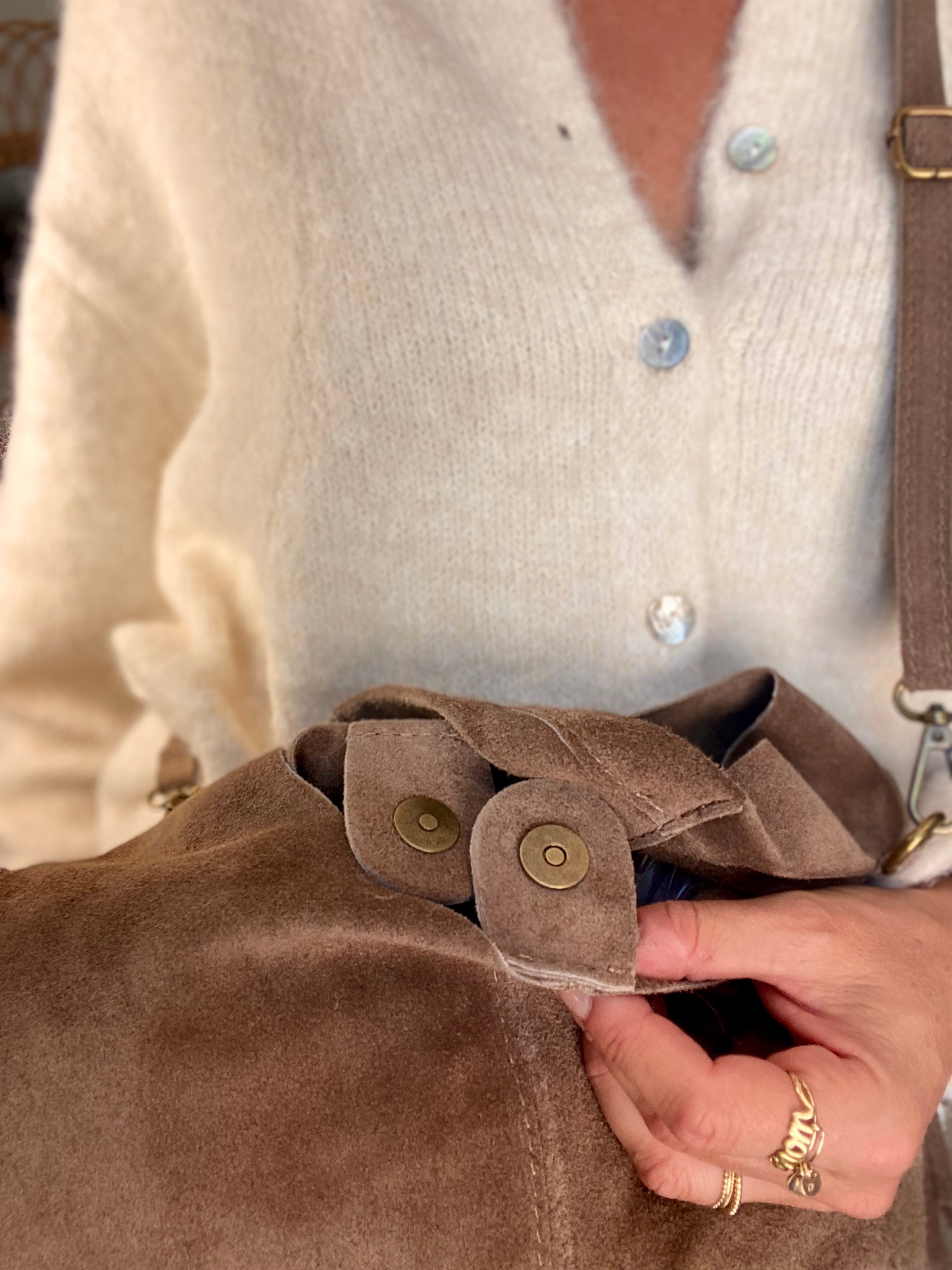 Sac en cuir daim avec franges AARON - Beige taupe