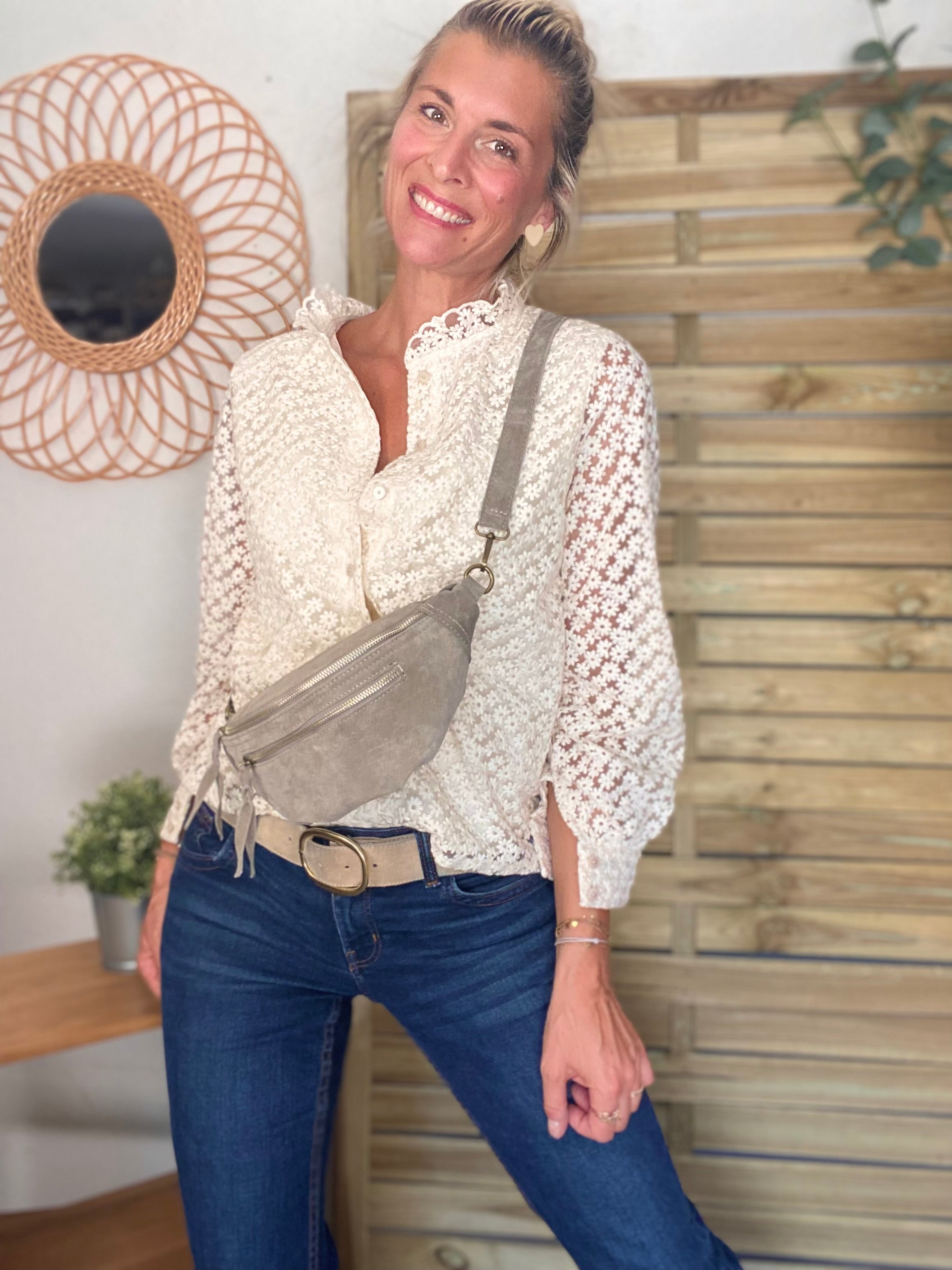 Sac banane double poche en cuir daim - OPALINE - Taupe avec sangle bi-matière