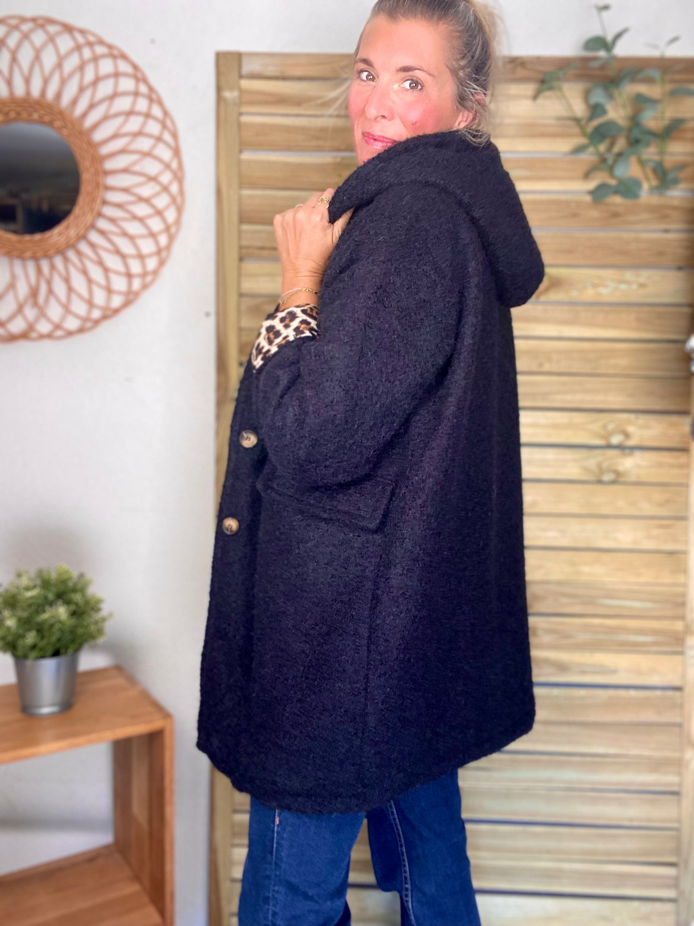 Manteau en laine EUGÉNIE avec détails Léo 🐆 - Noir