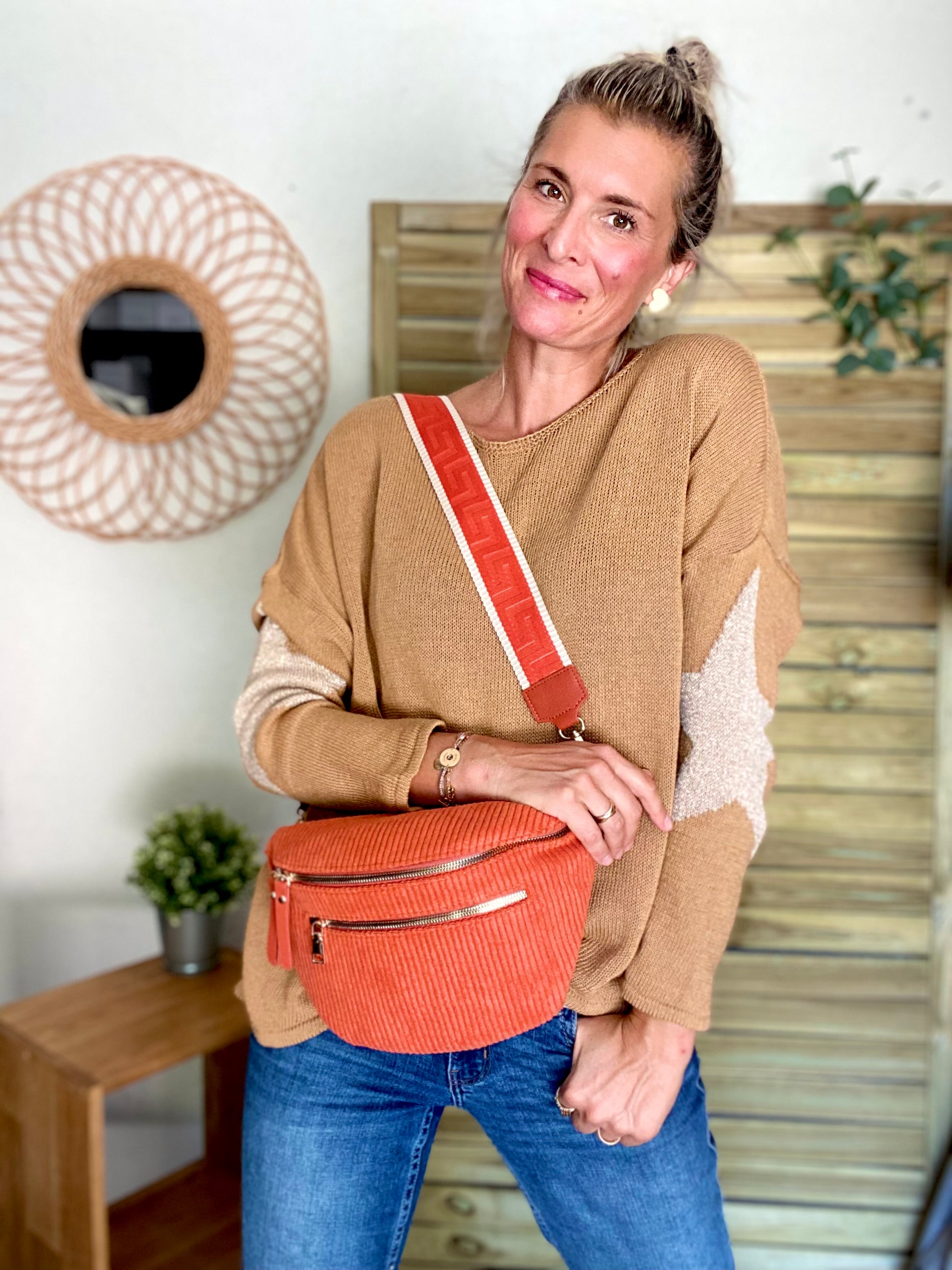 Sac banane XL en velours côtelé 2 zips et sangle fantaisie - WENDY - Brique