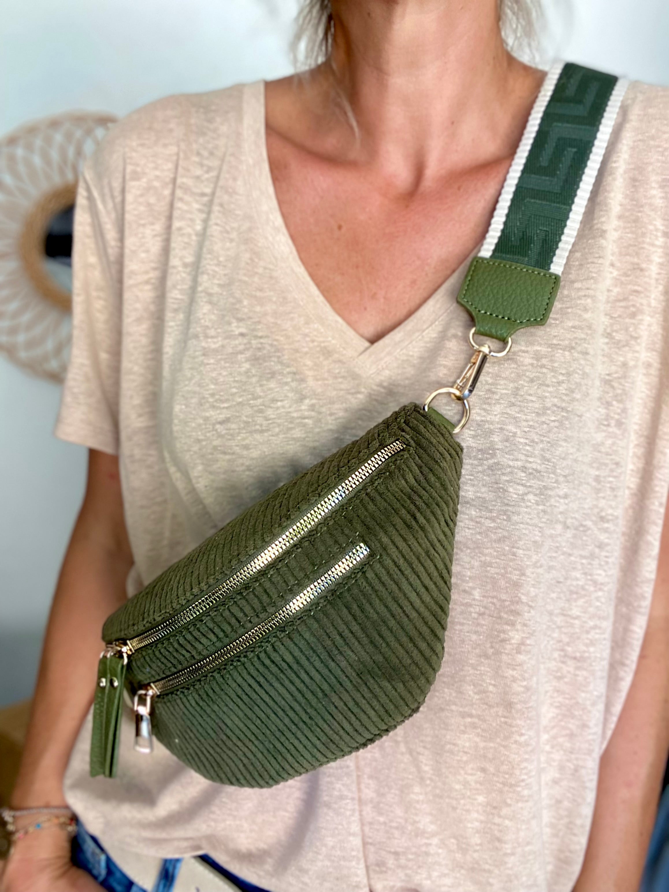 Sac banane en velours côtelé 2 zips et sangle fantaisie - CHARLY - Kaki (côtelé large)