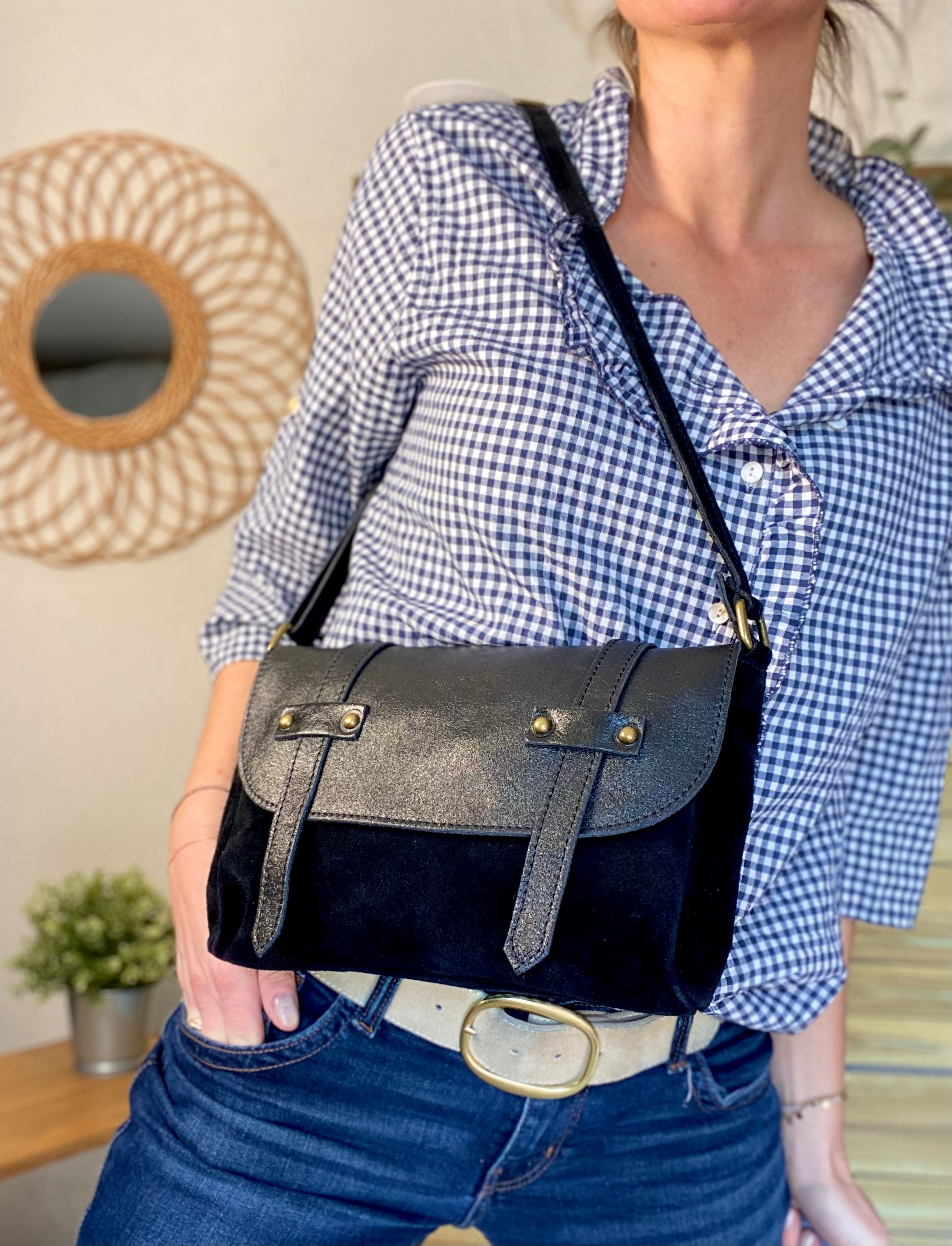 Sac bandoulière en cuir daim et irisé ESMÉE - Full Noir