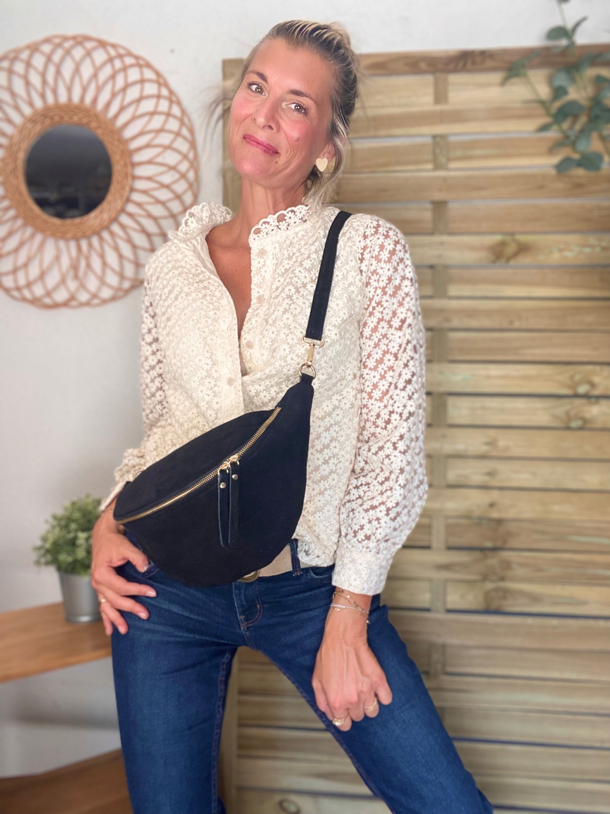 Sac banane XL en croite de cuir - JANE - Noir