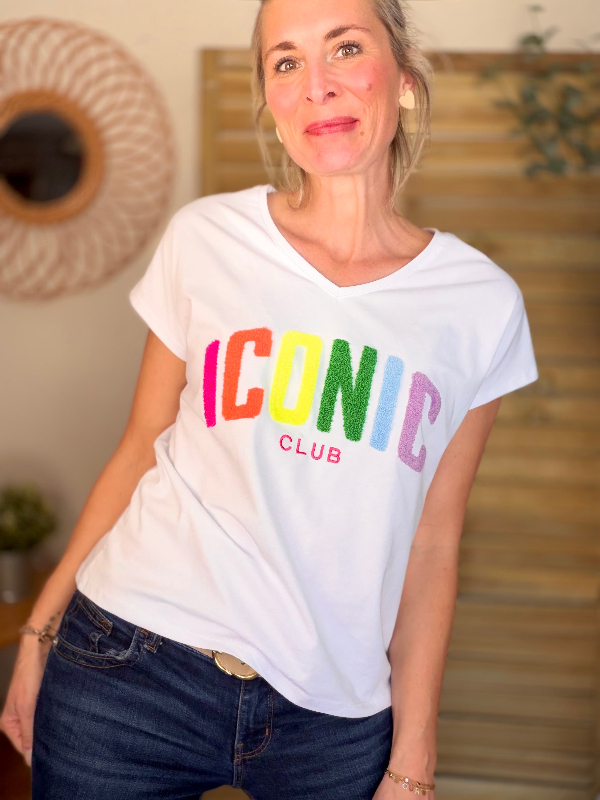 Tee shirt col V cœur ICONIC club MIRANDA Blanc