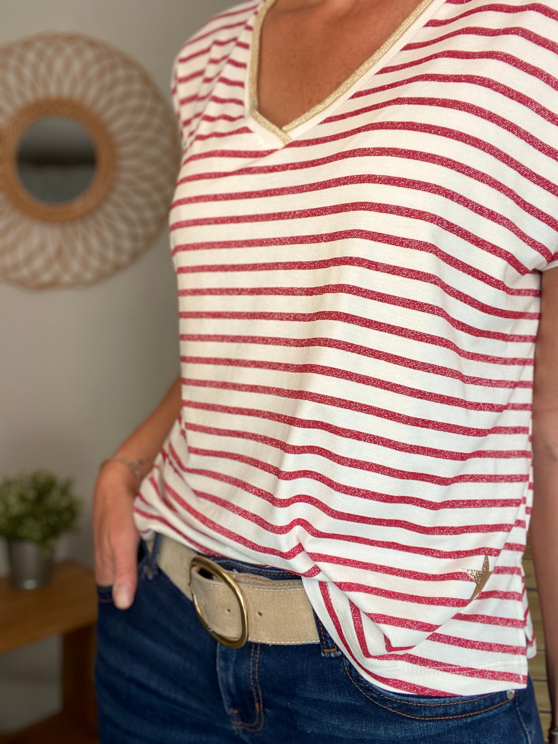 Top rayé col V avec étoile ⭐️ NAOMI - Rouge cerise