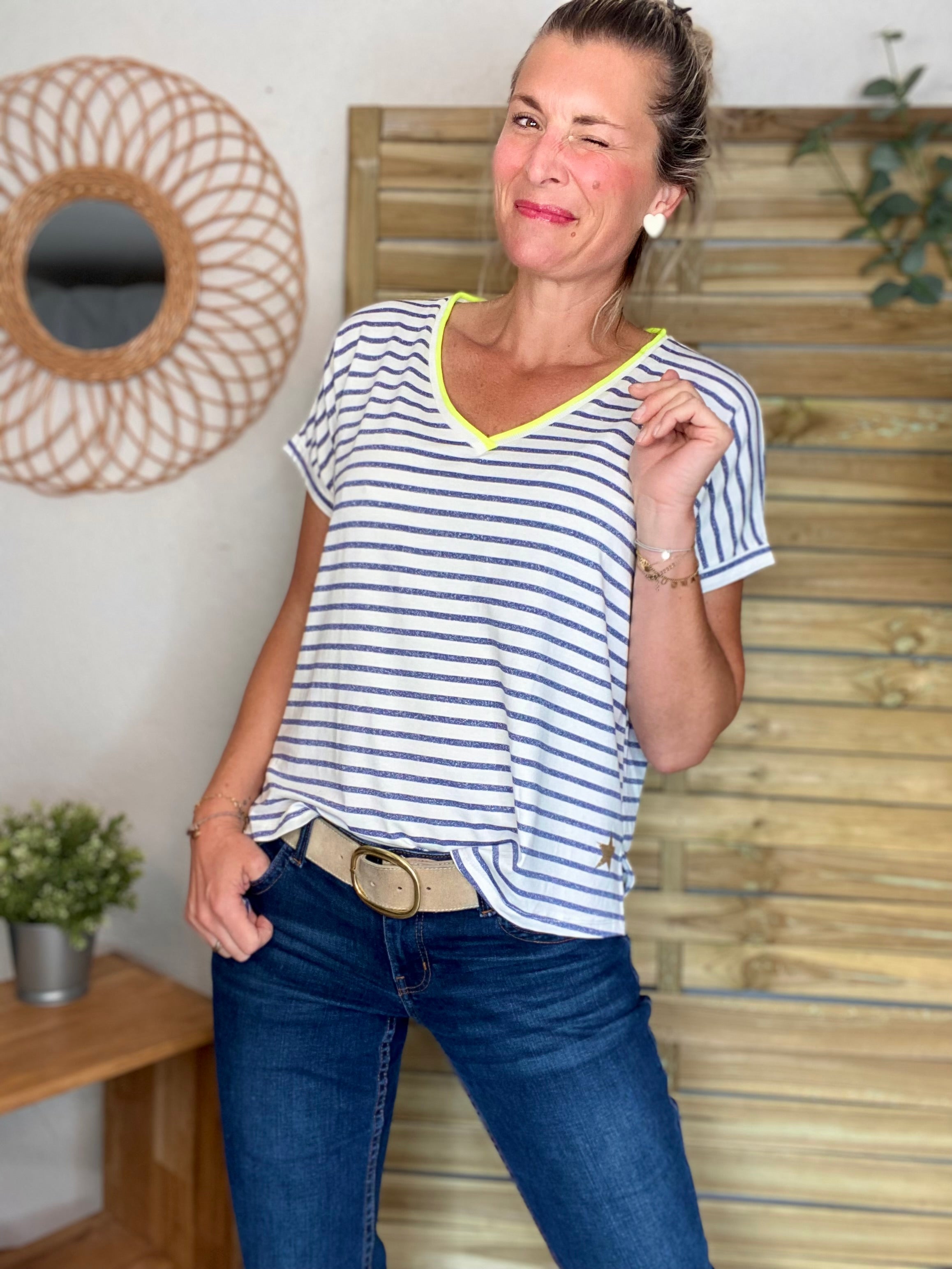 Top rayé col V avec étoile ⭐️ NAOMI - Bleu Jean