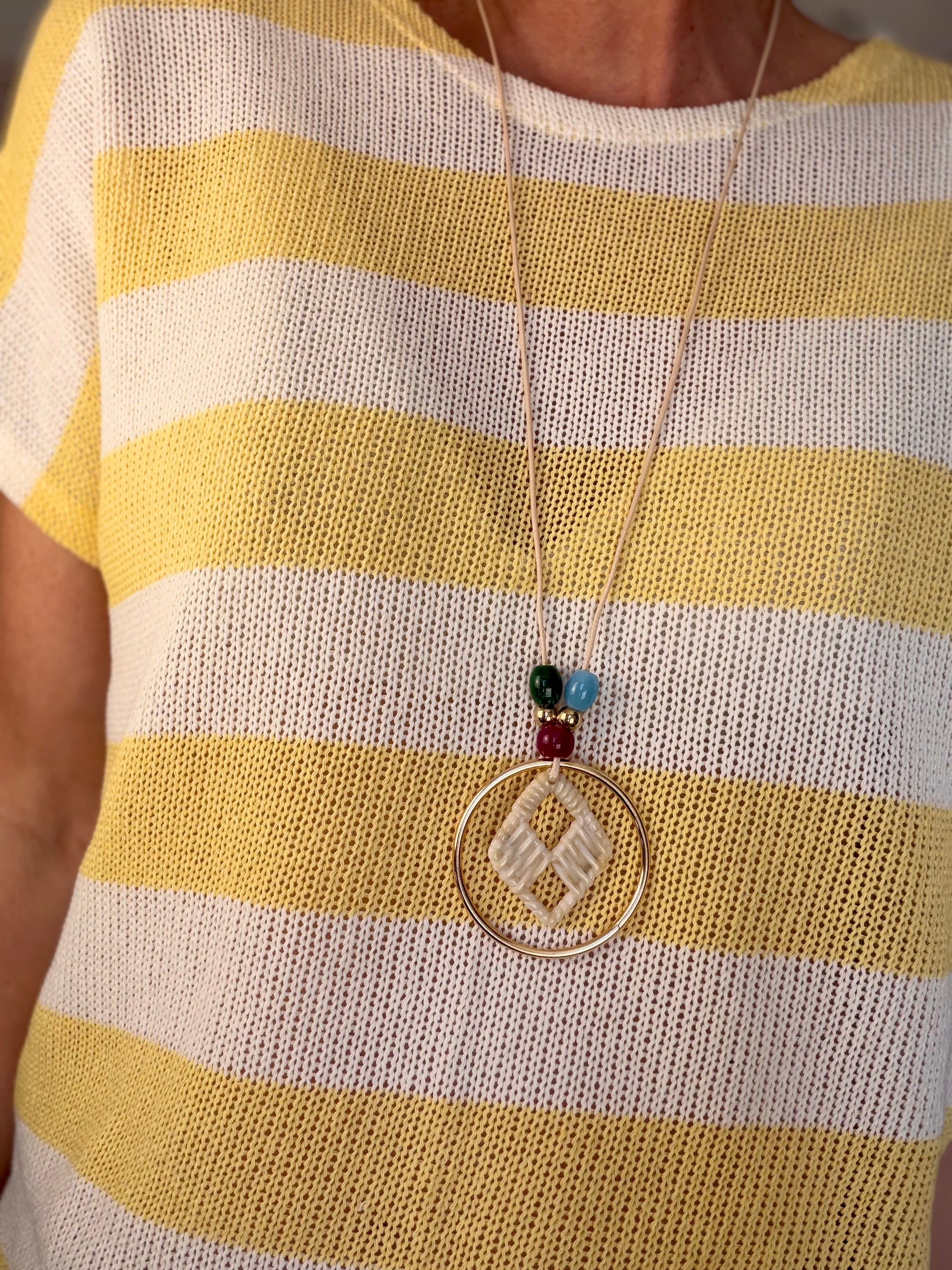 Top en maille rayé oversized KYARA Jaune + collier