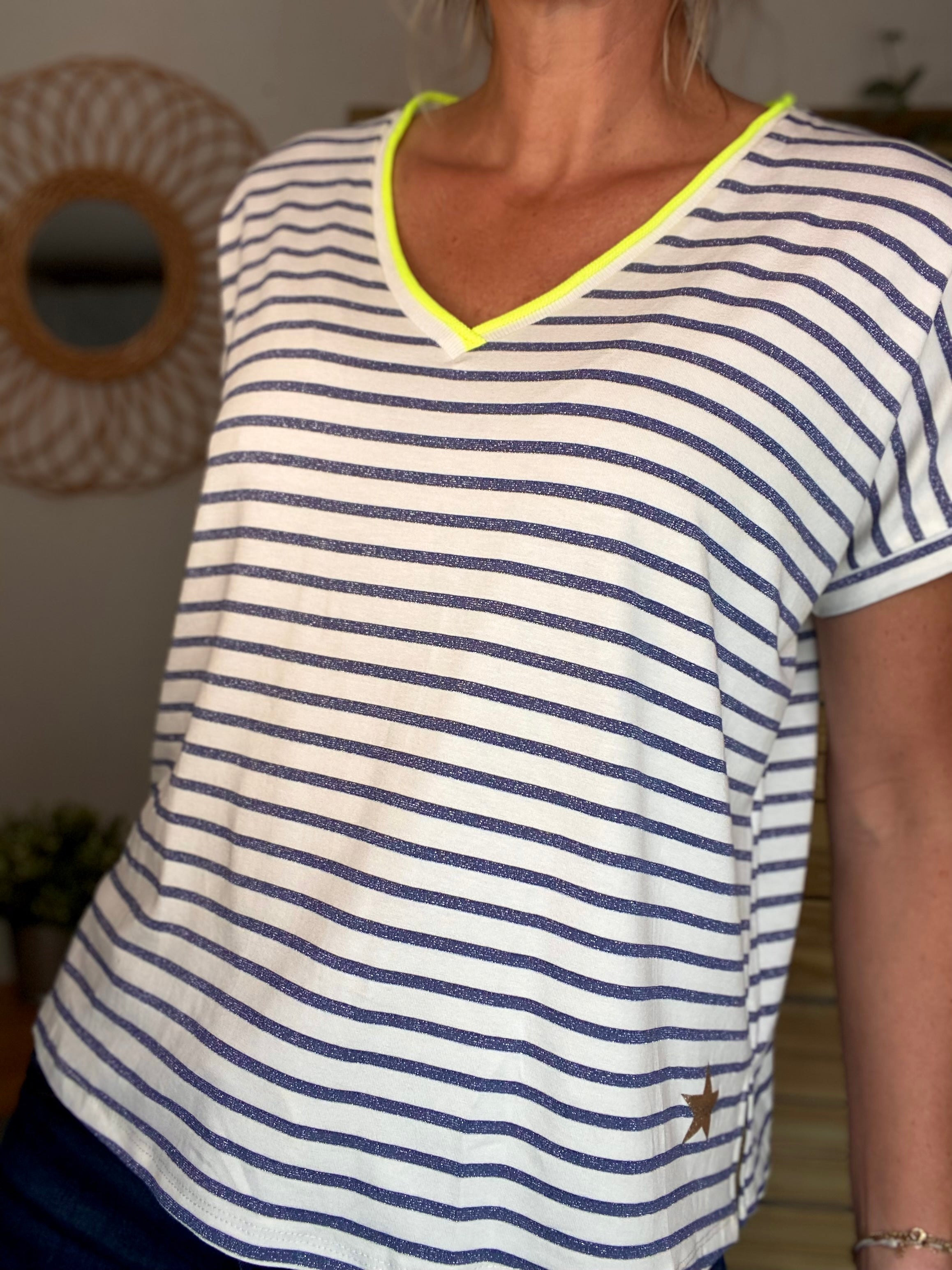 Top rayé col V avec étoile ⭐️ NAOMI - Bleu Jean
