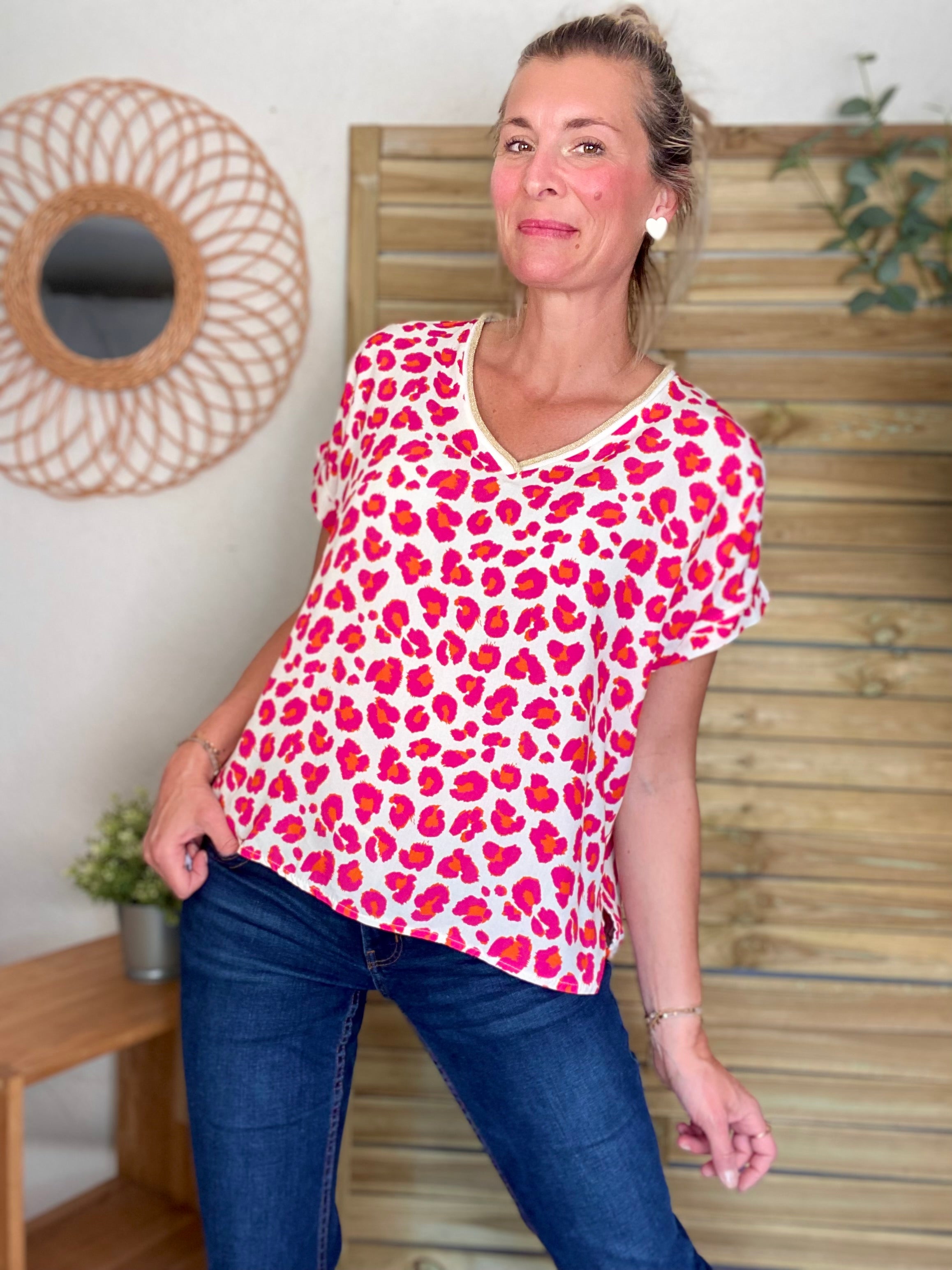 Top imprimé Léo col V avec lurex MISHA - Fuschia