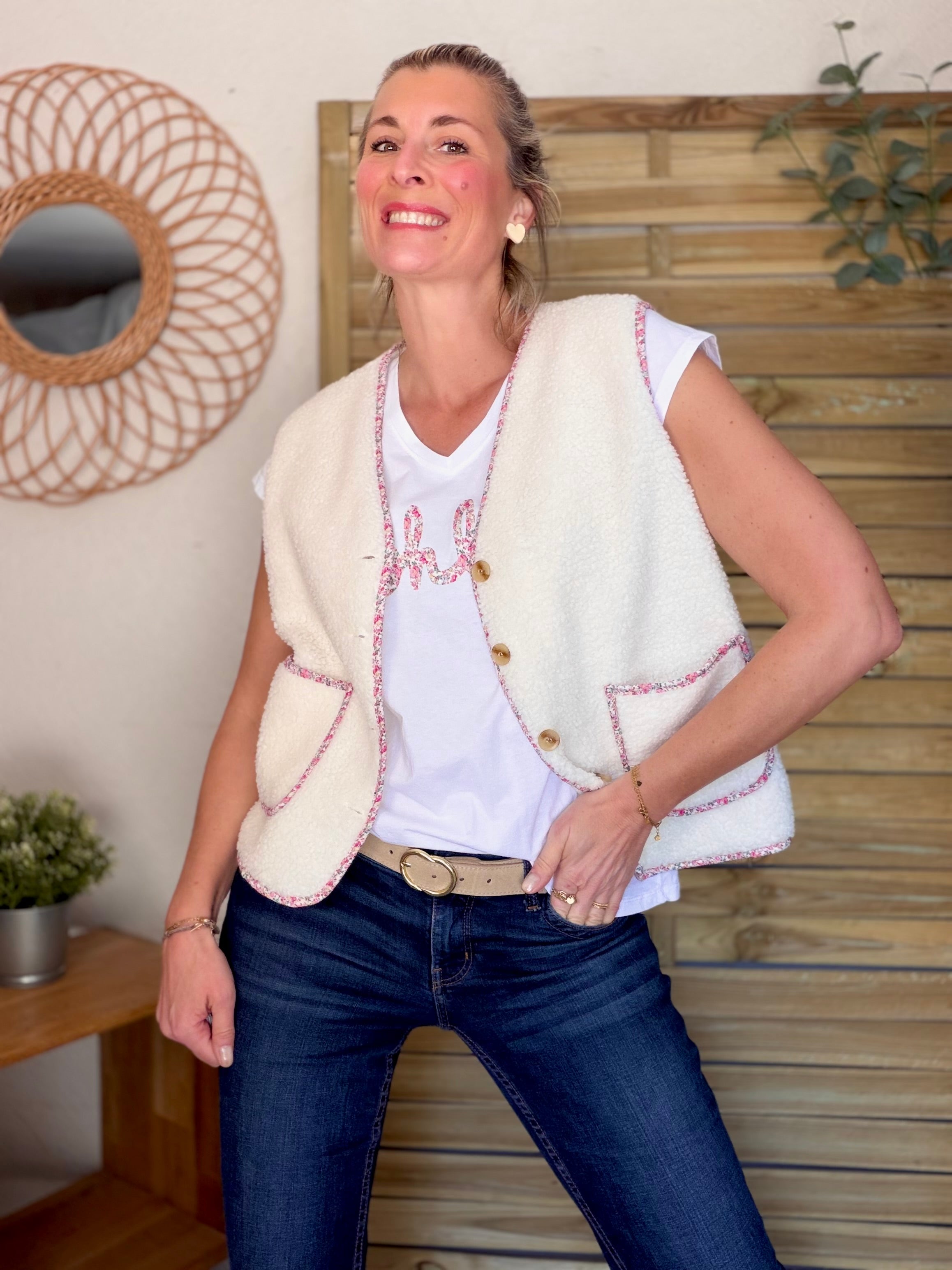 Gilet moumoute sans manche Liberty MARTHE Écru / Rose