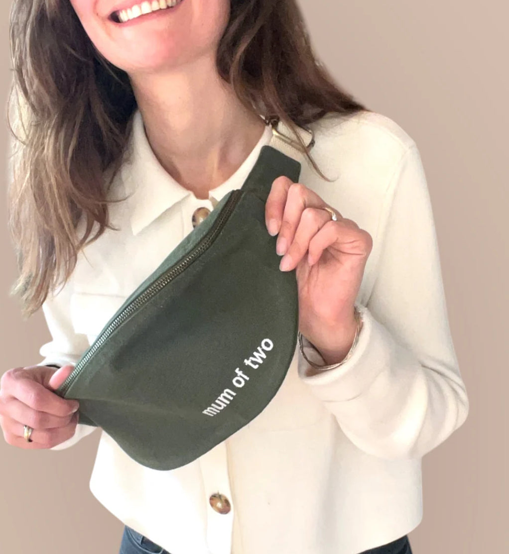 Sac banane en toile MUM OF - Kaki - FAMILY IMPACT STORIES