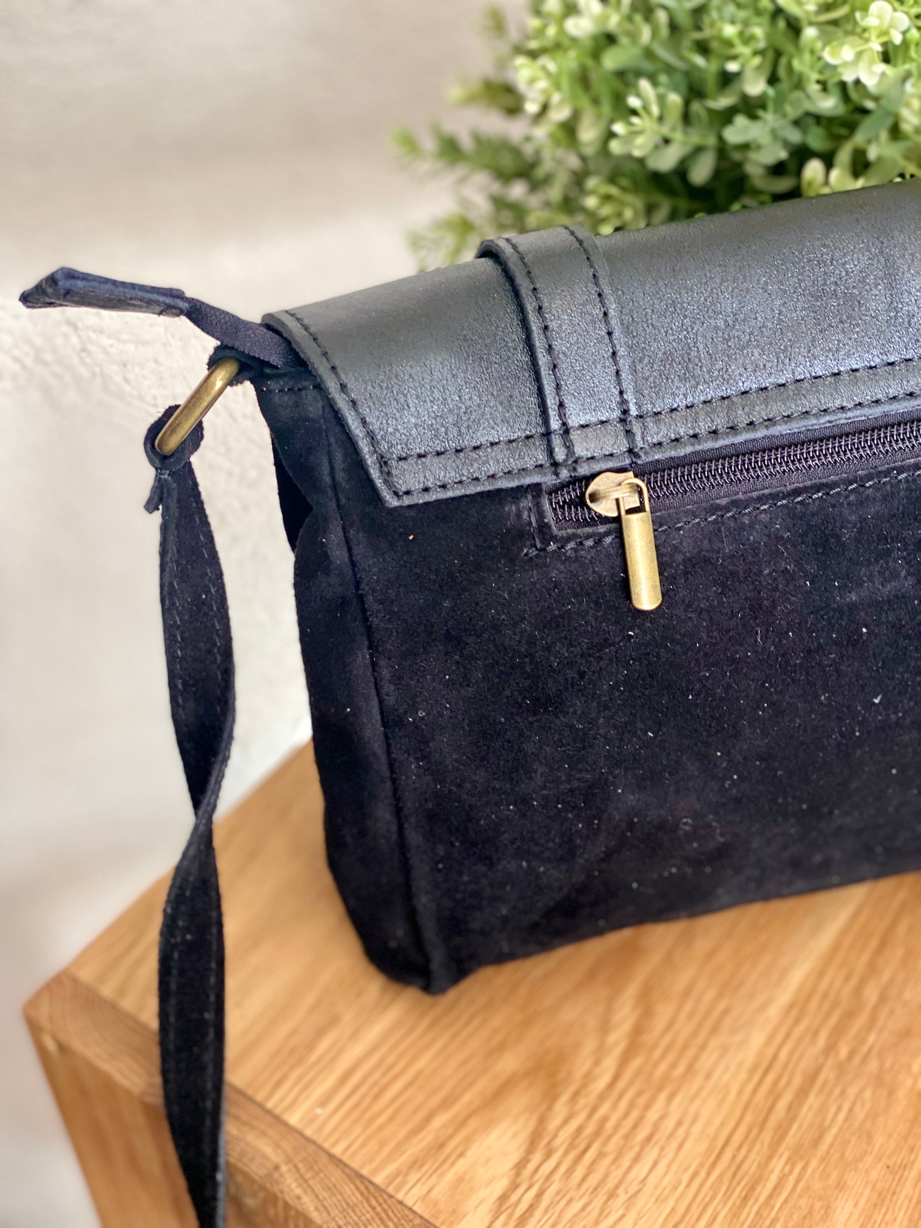 Sac bandoulière en cuir daim et irisé ESMÉE - Full Noir
