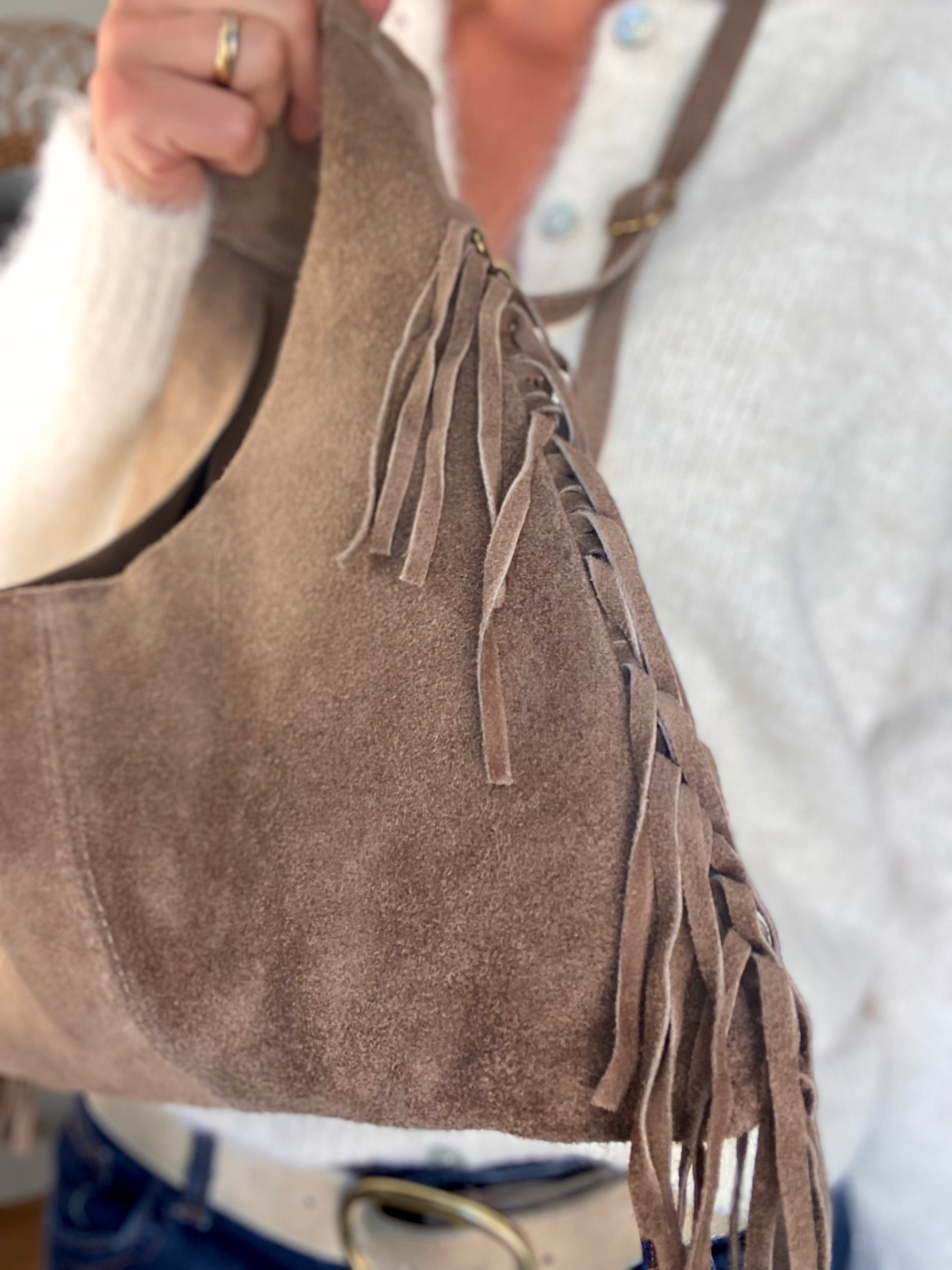 Sac en cuir daim avec franges AARON - Beige taupe