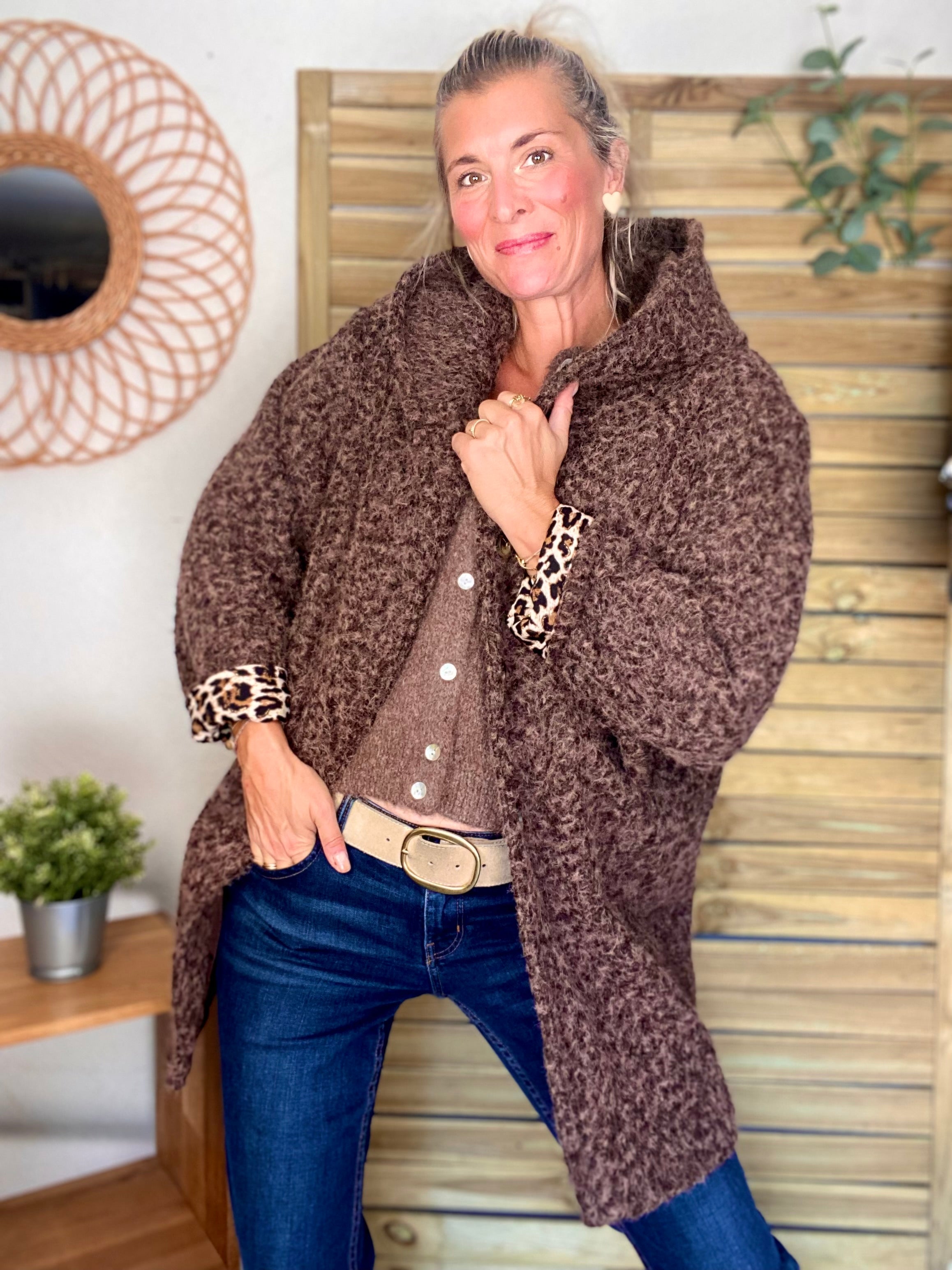 Manteau en laine EUGÉNIE avec détails Léo 🐆 - Chocolat