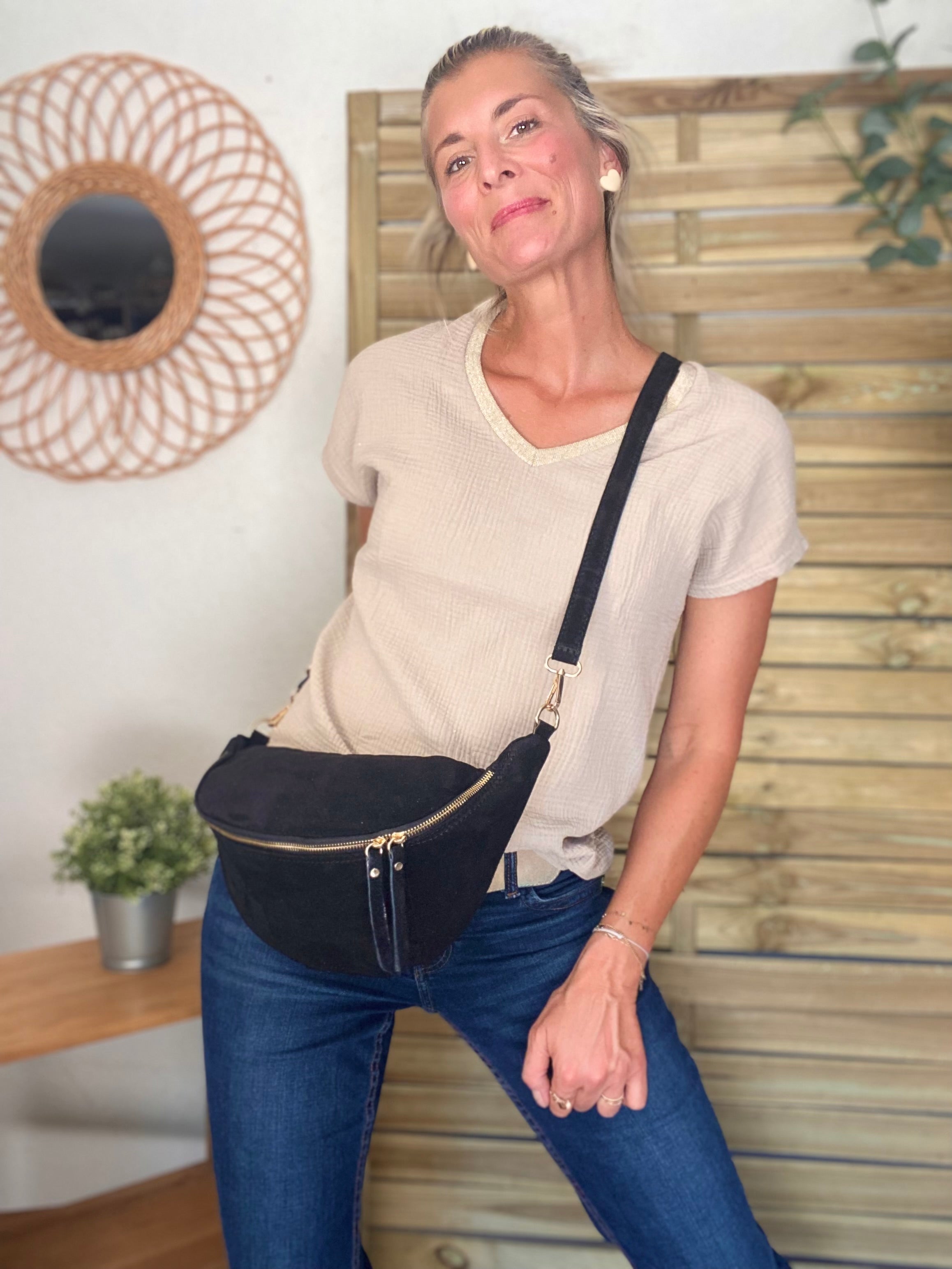 Sac banane XL en croite de cuir - JANE - Noir