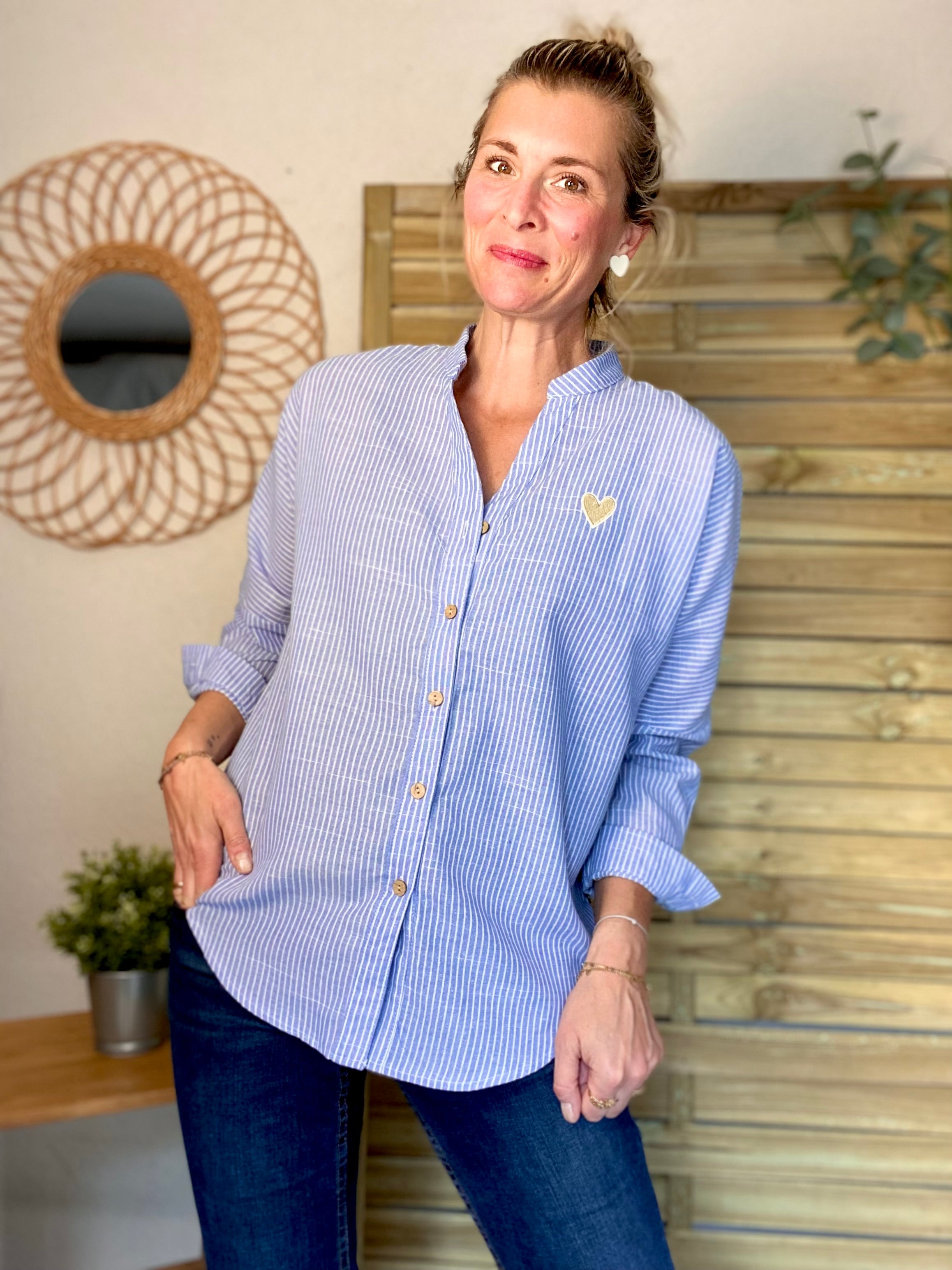 Chemise à rayures bleues (avec ou sans coeur💛)- MARGOT