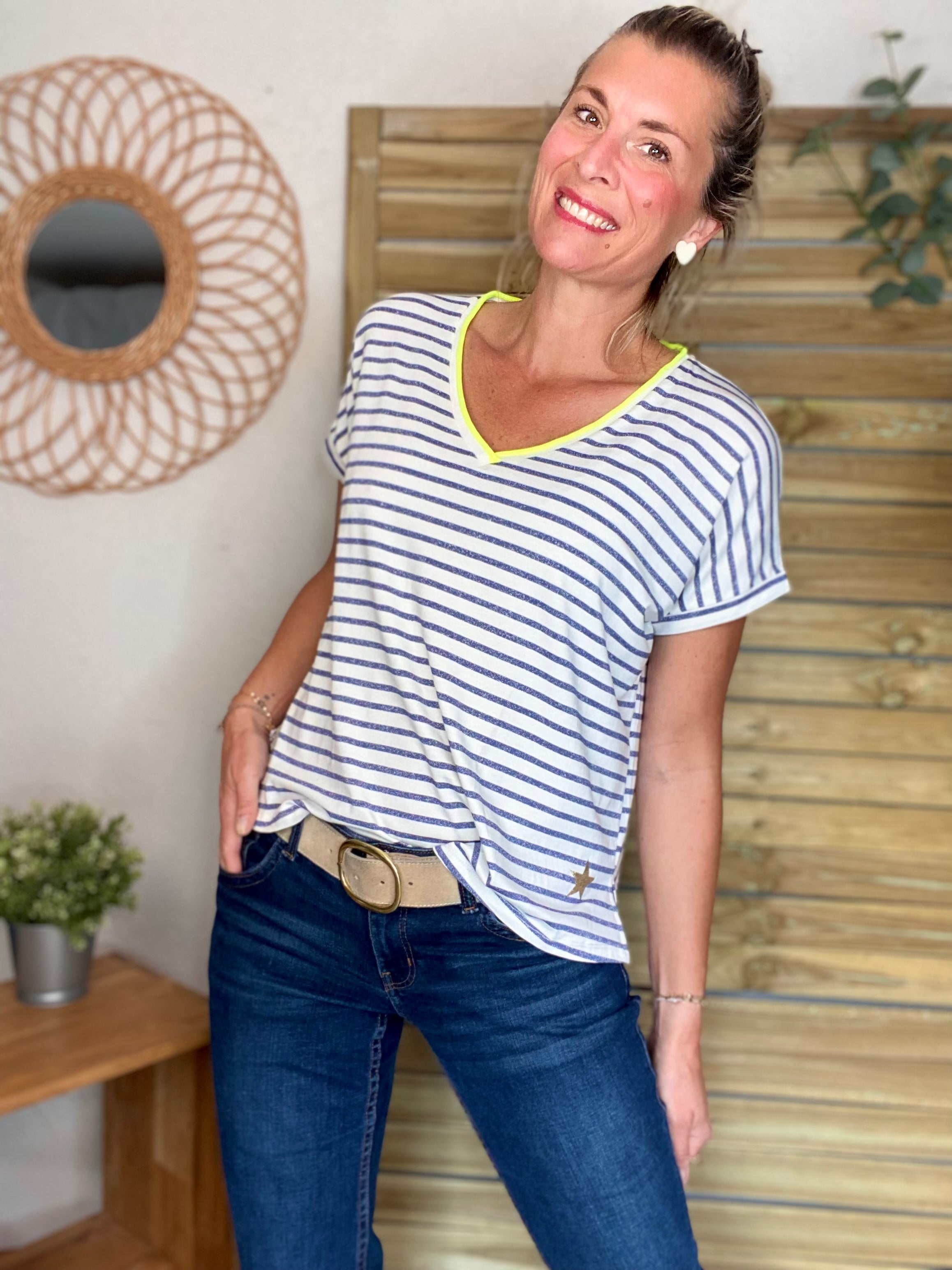 Top rayé col V avec étoile ⭐️ NAOMI - Bleu Jean