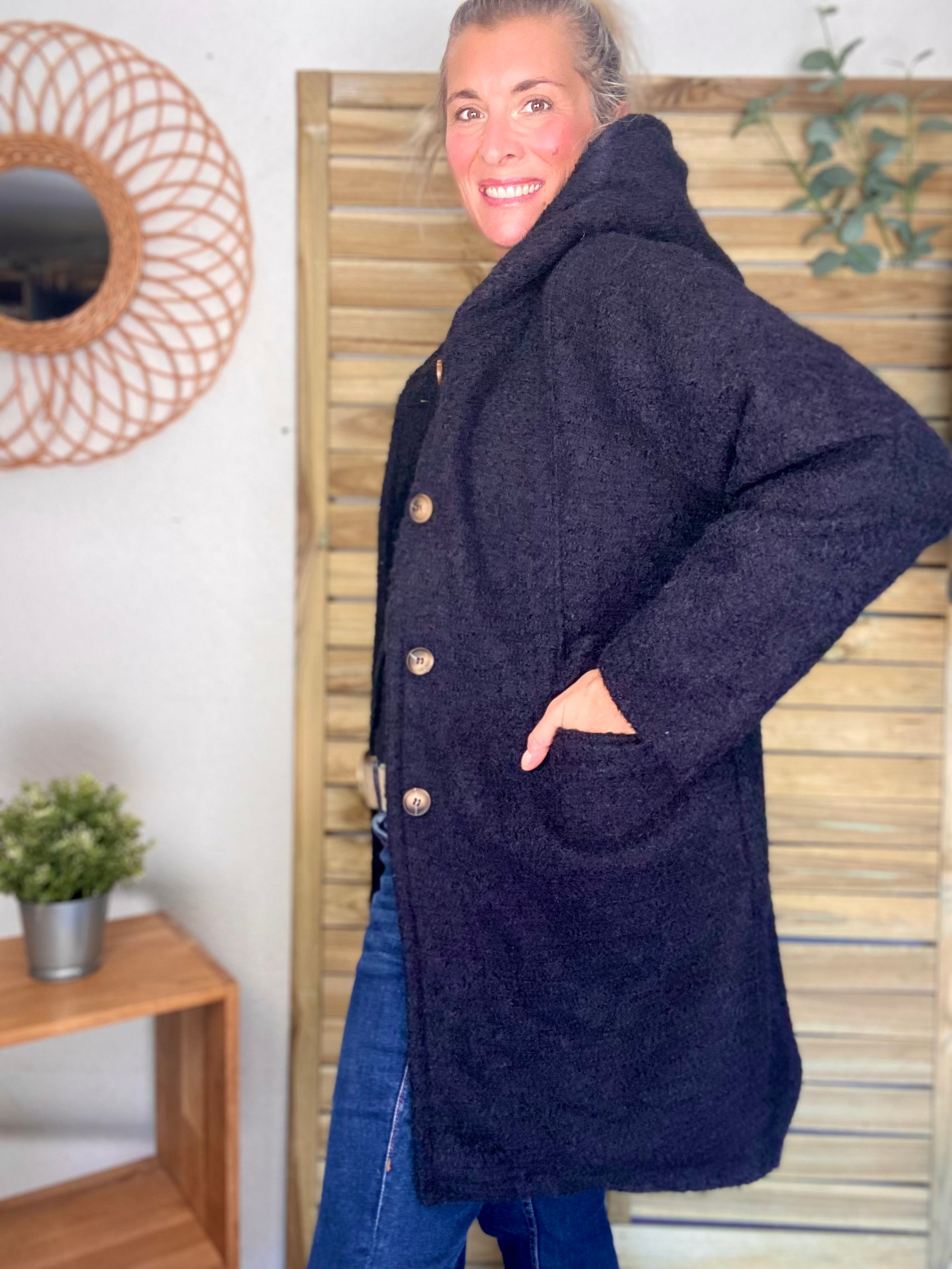 Manteau en laine EUGÉNIE avec détails Léo 🐆 - Noir
