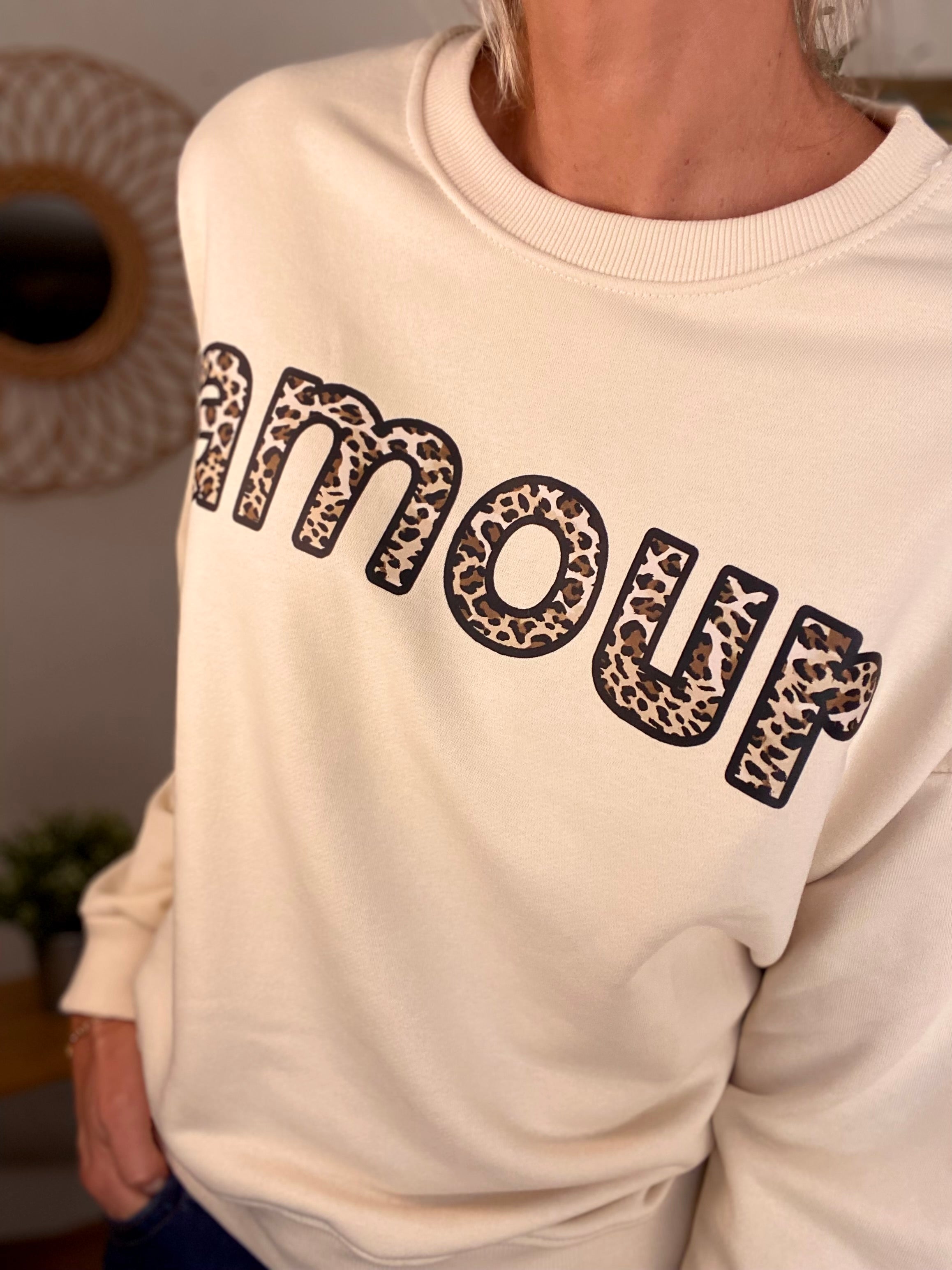 Sweat amour LĂ©o đ COLINE - CrĂšme