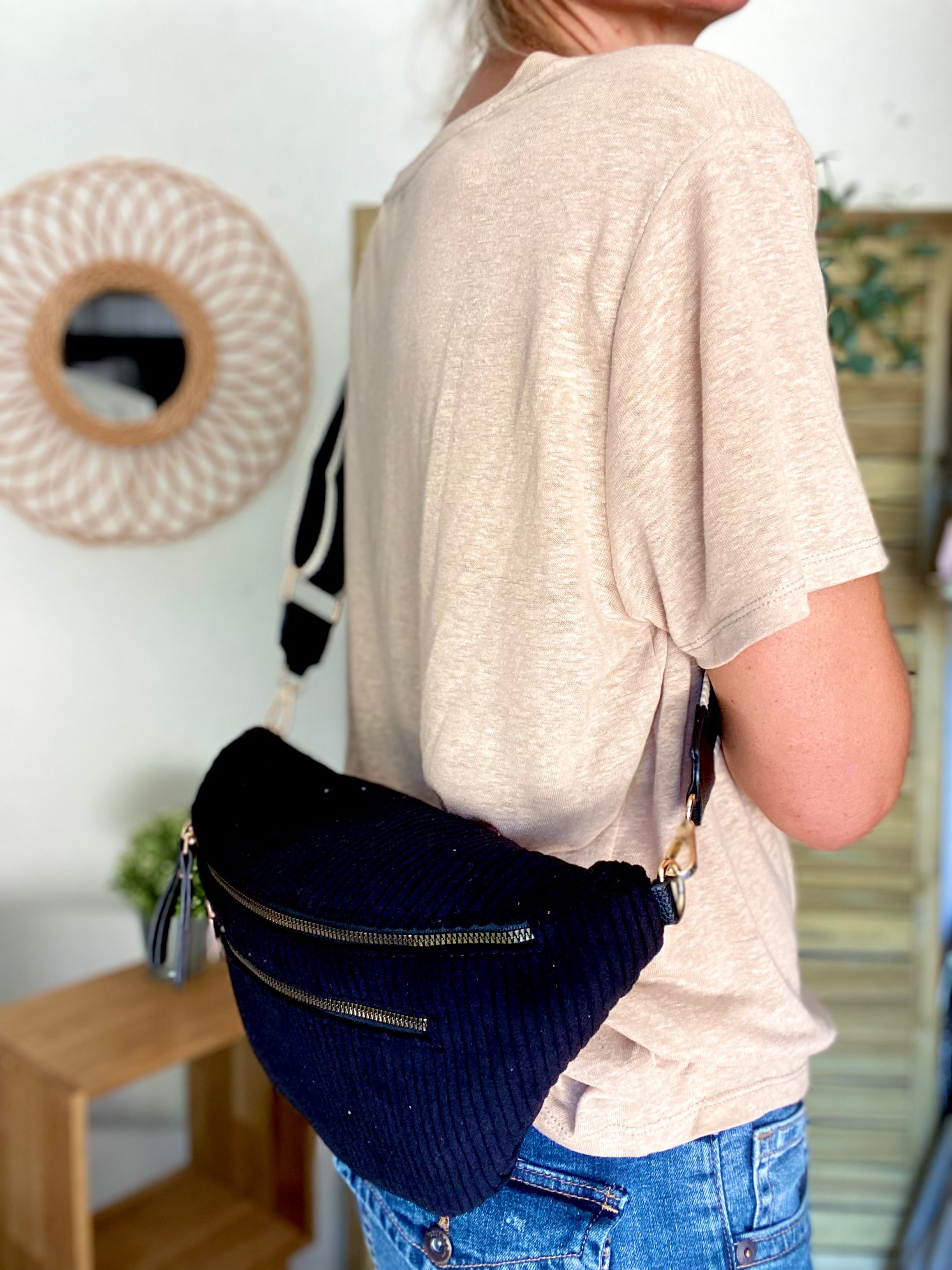 Sac banane XL en velours côtelé 2 zips et sangle fantaisie - WENDY - Noir