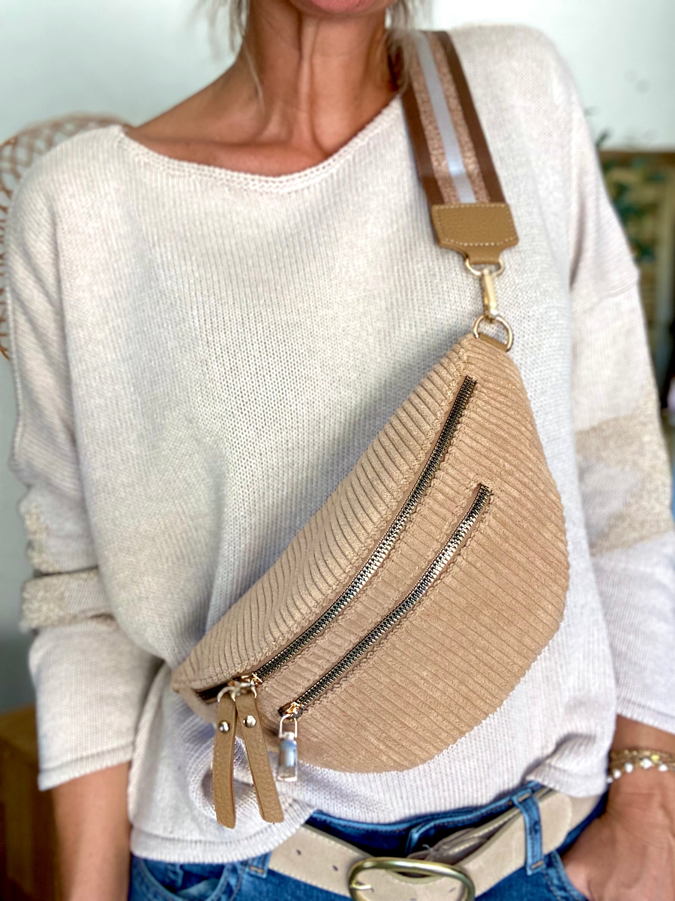 Sac banane en velours côtelé 2 zips et sangle fantaisie - CHARLY - Camel clair (côtelé large)