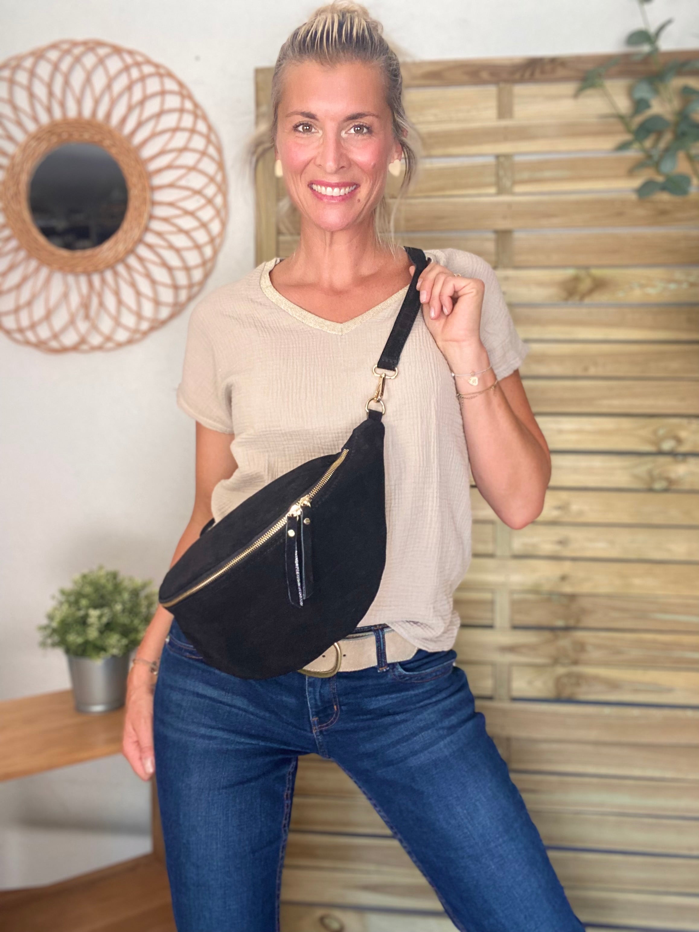 Sac banane XL en croite de cuir - JANE - Noir