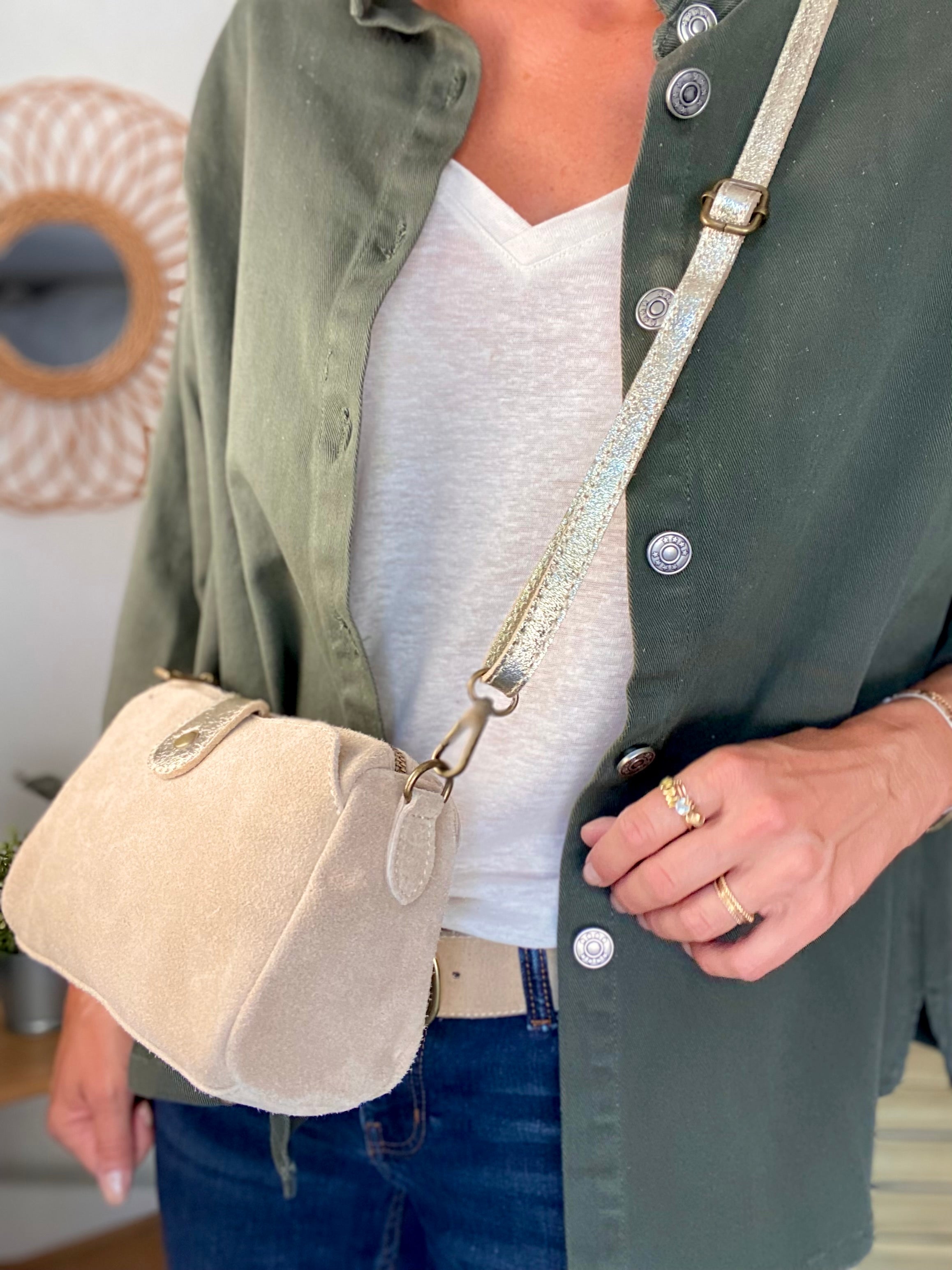 Sac bandoulière en cuir EZRA - Beige/Doré